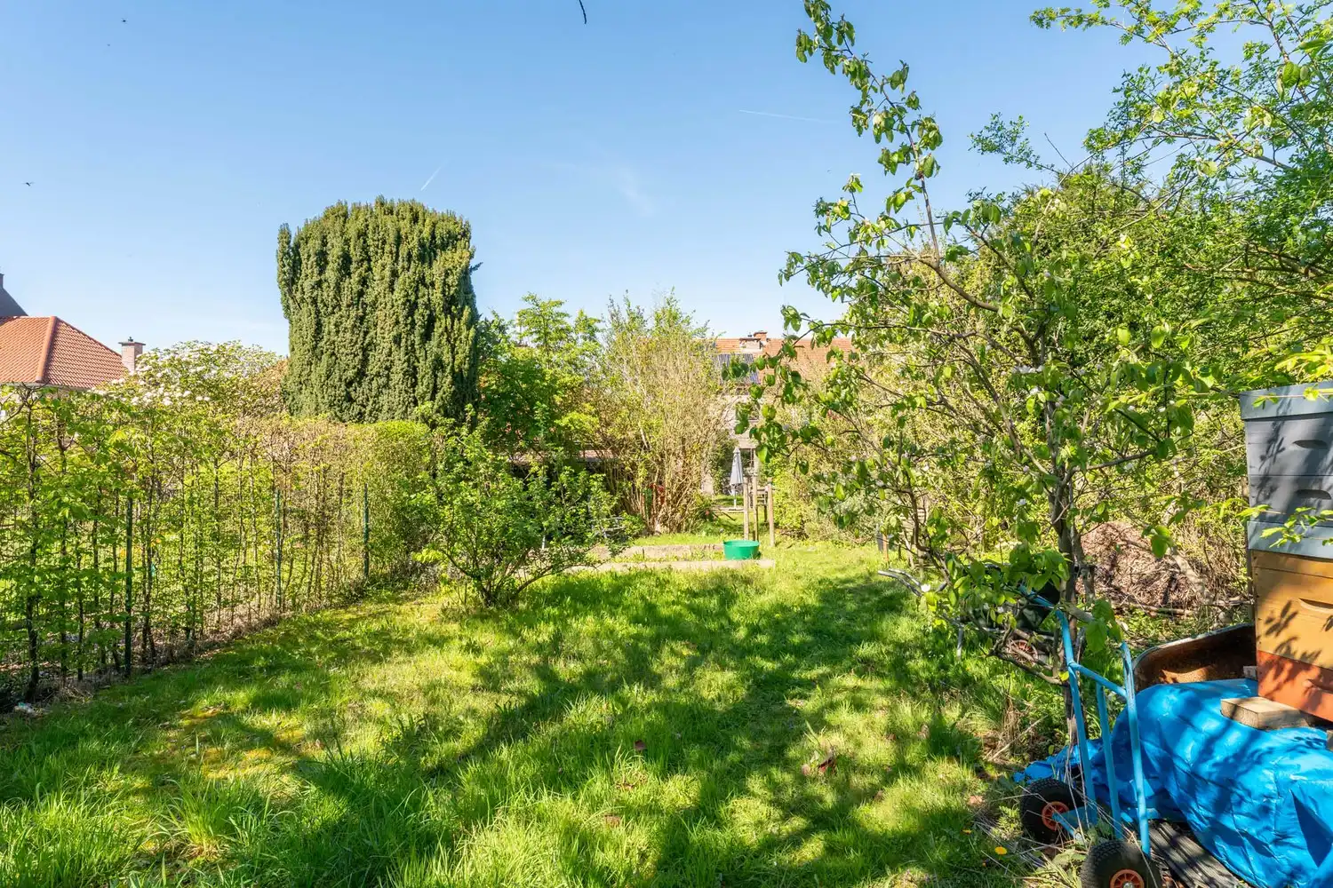 Goed gelegen en energiezuinige woning met 4 slaapkamers, een oprit met een garage en een tuin op de grens van Kessel-Lo en Holsbeek! foto 11