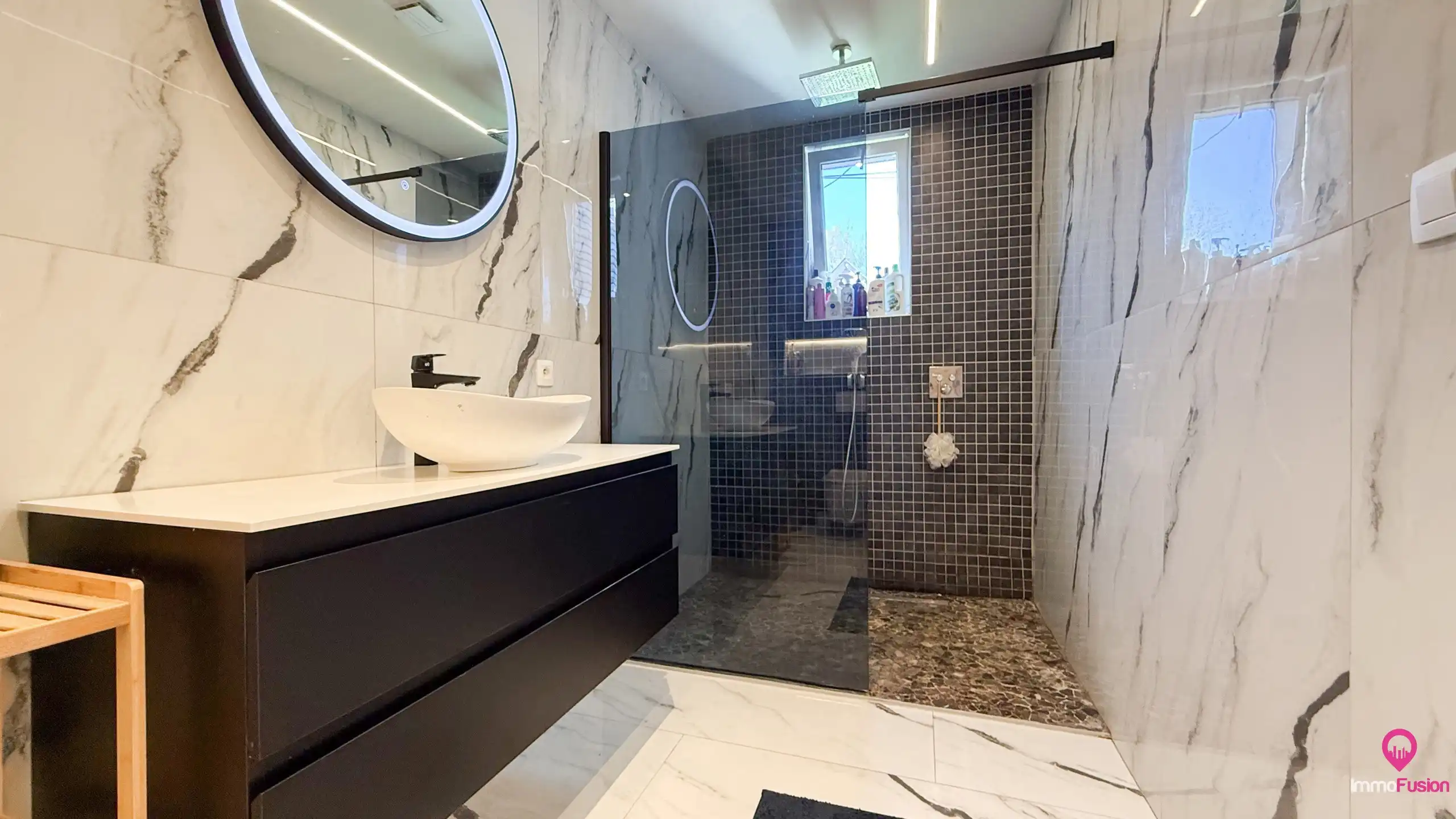 Instapklare woning met 5 slpks op riant perceel te Paal! foto 13