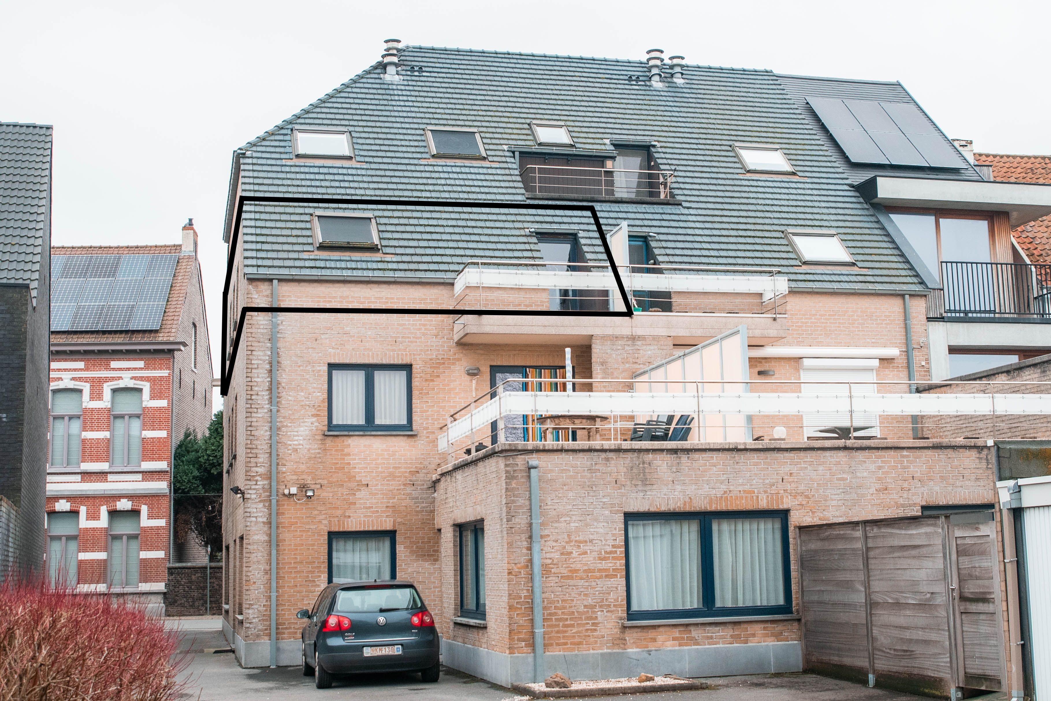 Appartement met garagebox, autostaanplaats in het centrum van Knesselare foto 12