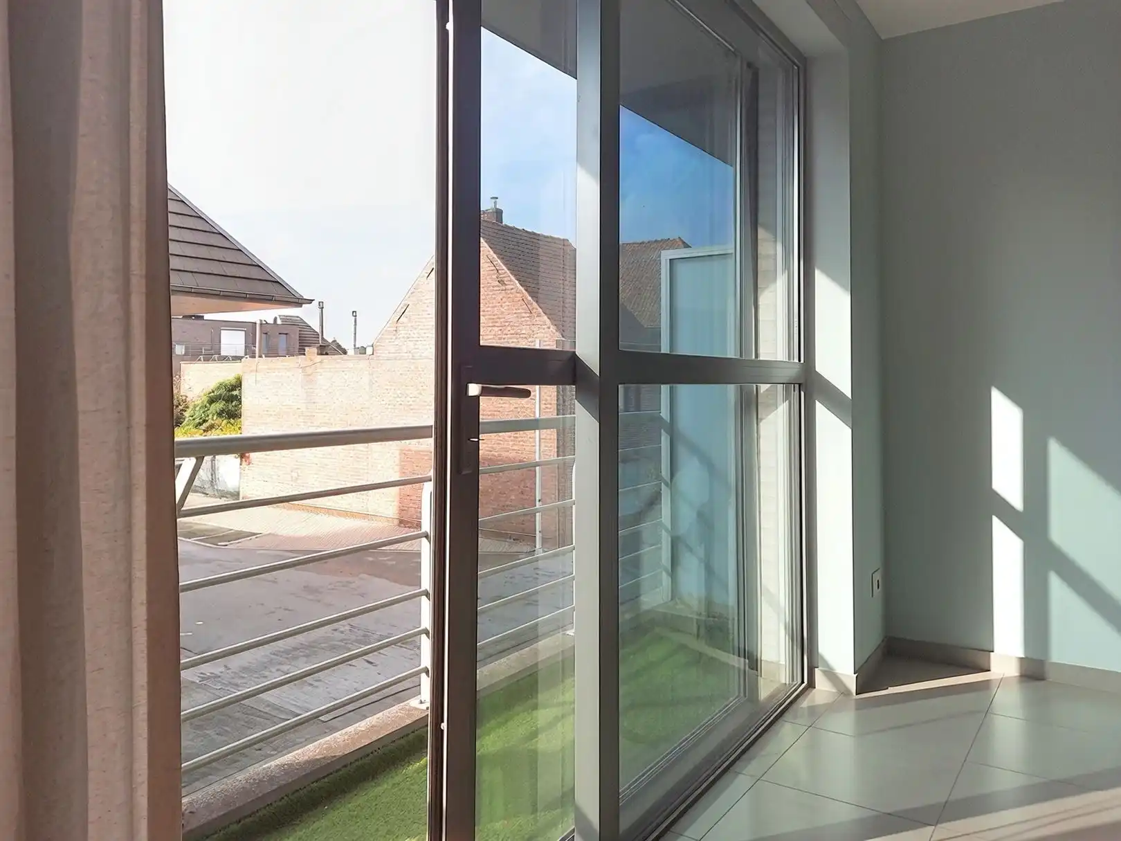 Appartement met 2 slaapkamers- 2 terrassen en ondergrondse autostaanplaats en berging foto 5