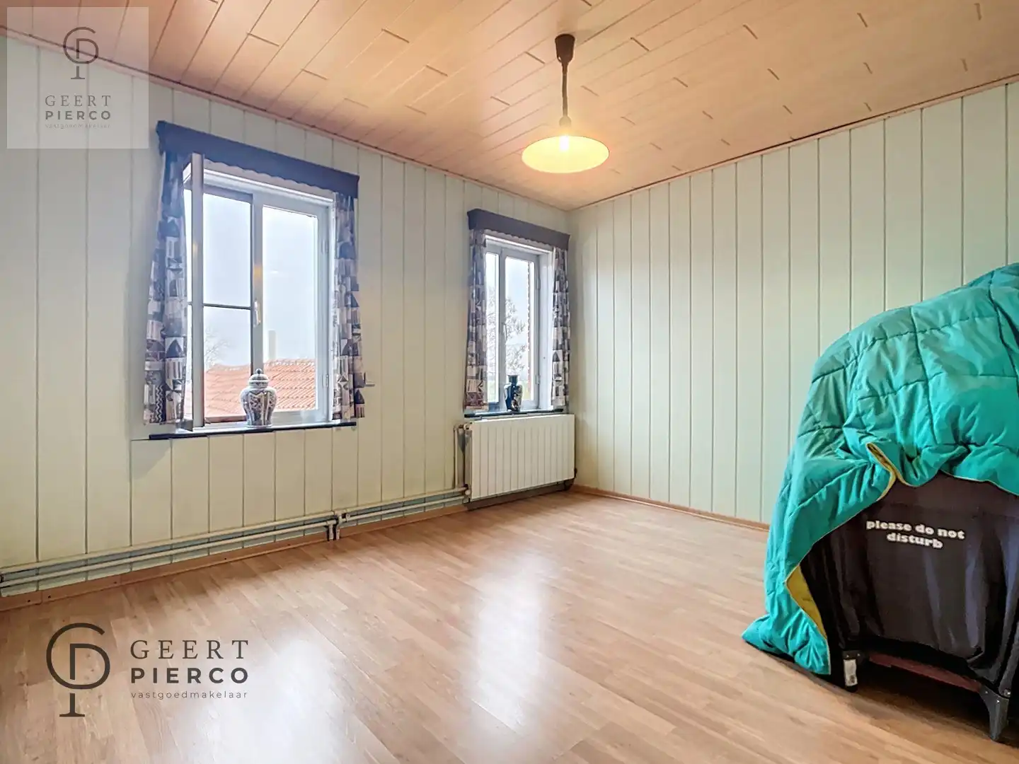 Karaktervolle hoeve met loods op een perceel van 16a76ca. foto 22