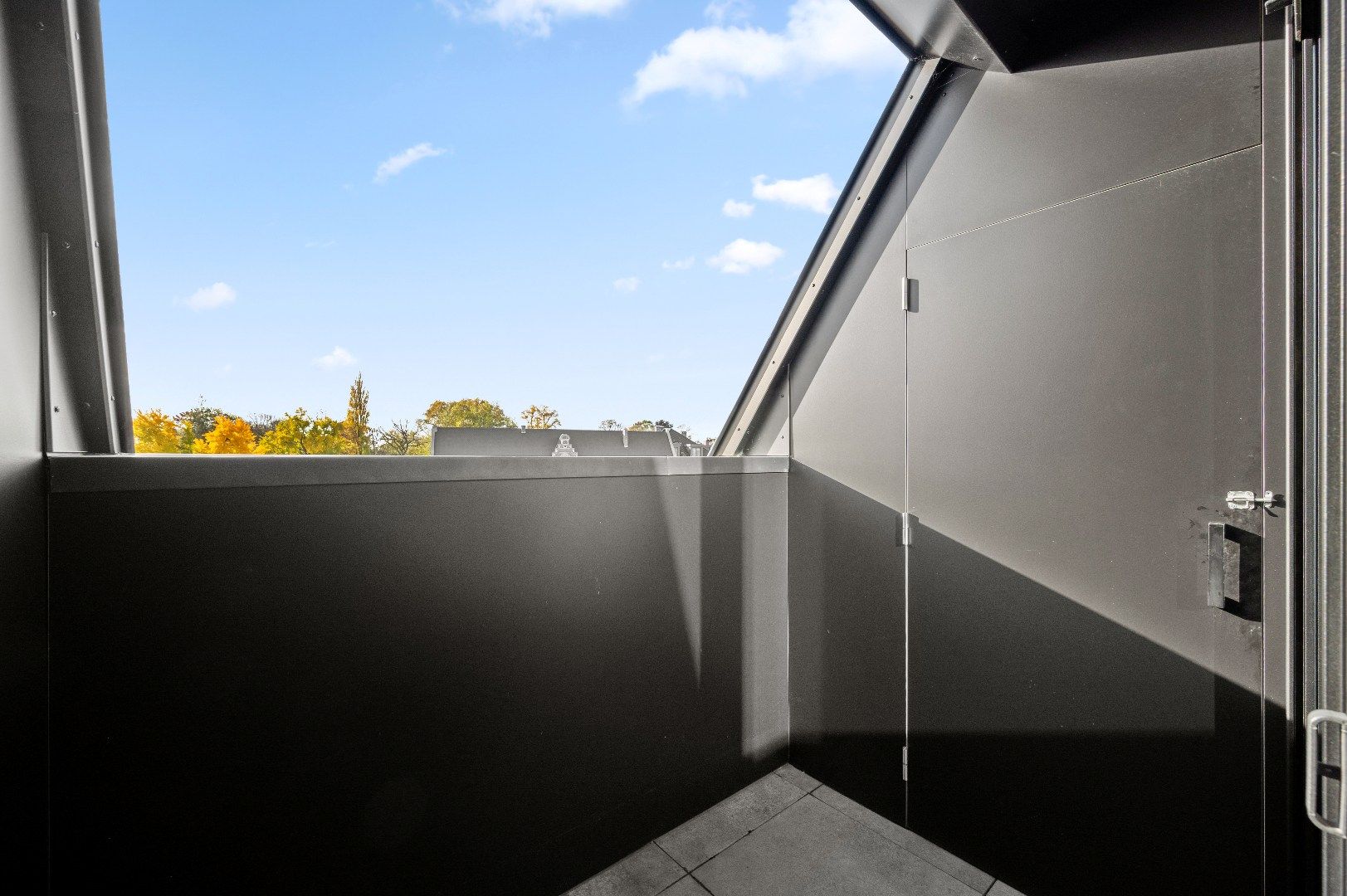 Instapklare, moderne penthouse op de Grote Markt in Tienen foto 20