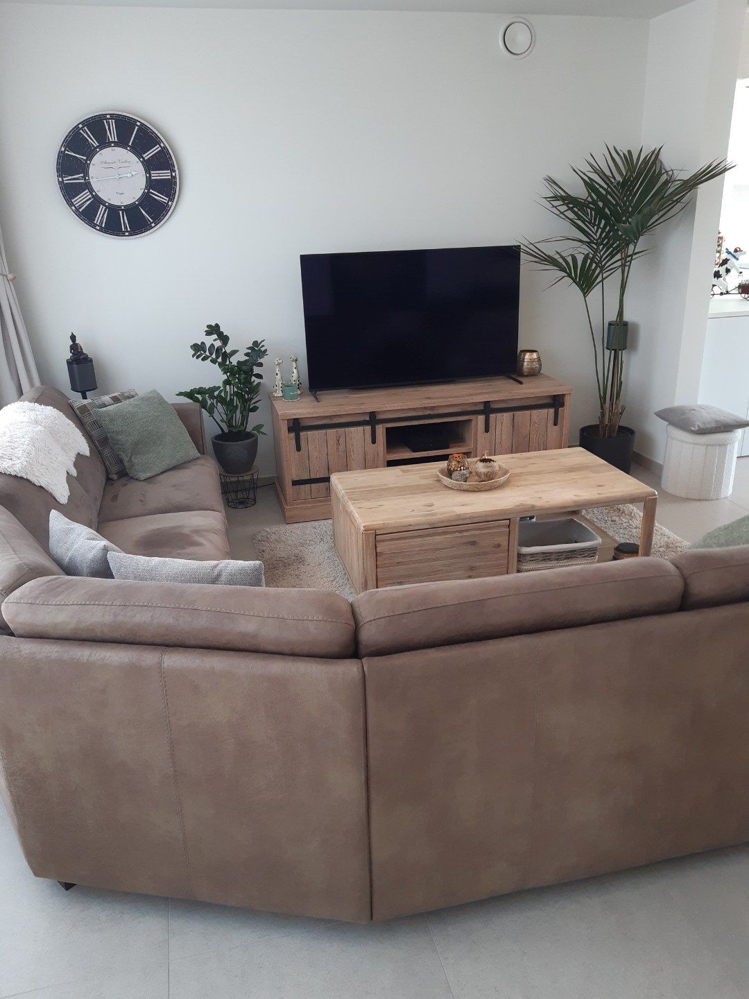 Ruim, energiezuinig 3- slaapkamer appartement. foto 4