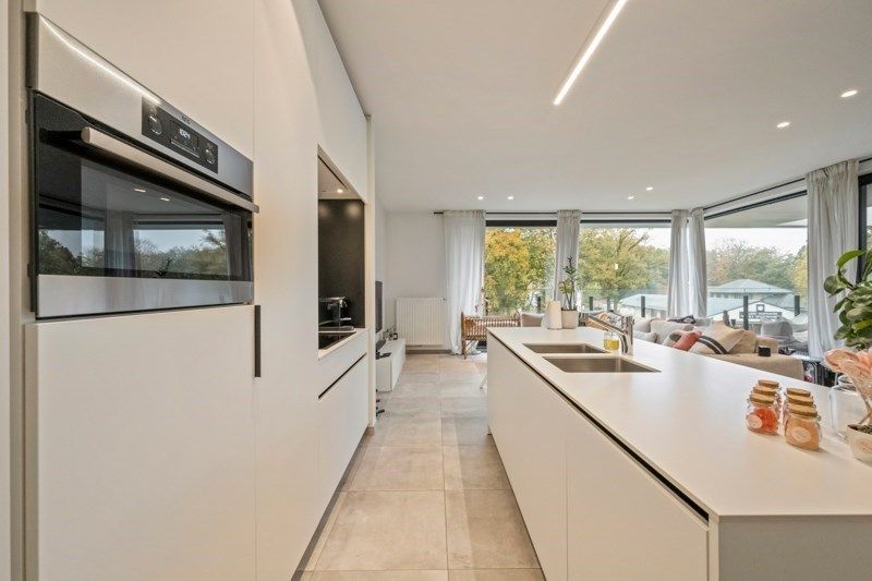 Recent gebouwd appartement met groot terras en garagebox in Varsenare te huur.  foto 8