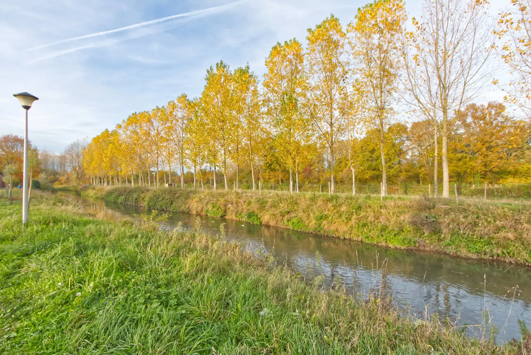 UNIEKE BOUWGROND voor potentieel 2 gesloten bebouwingen foto 10