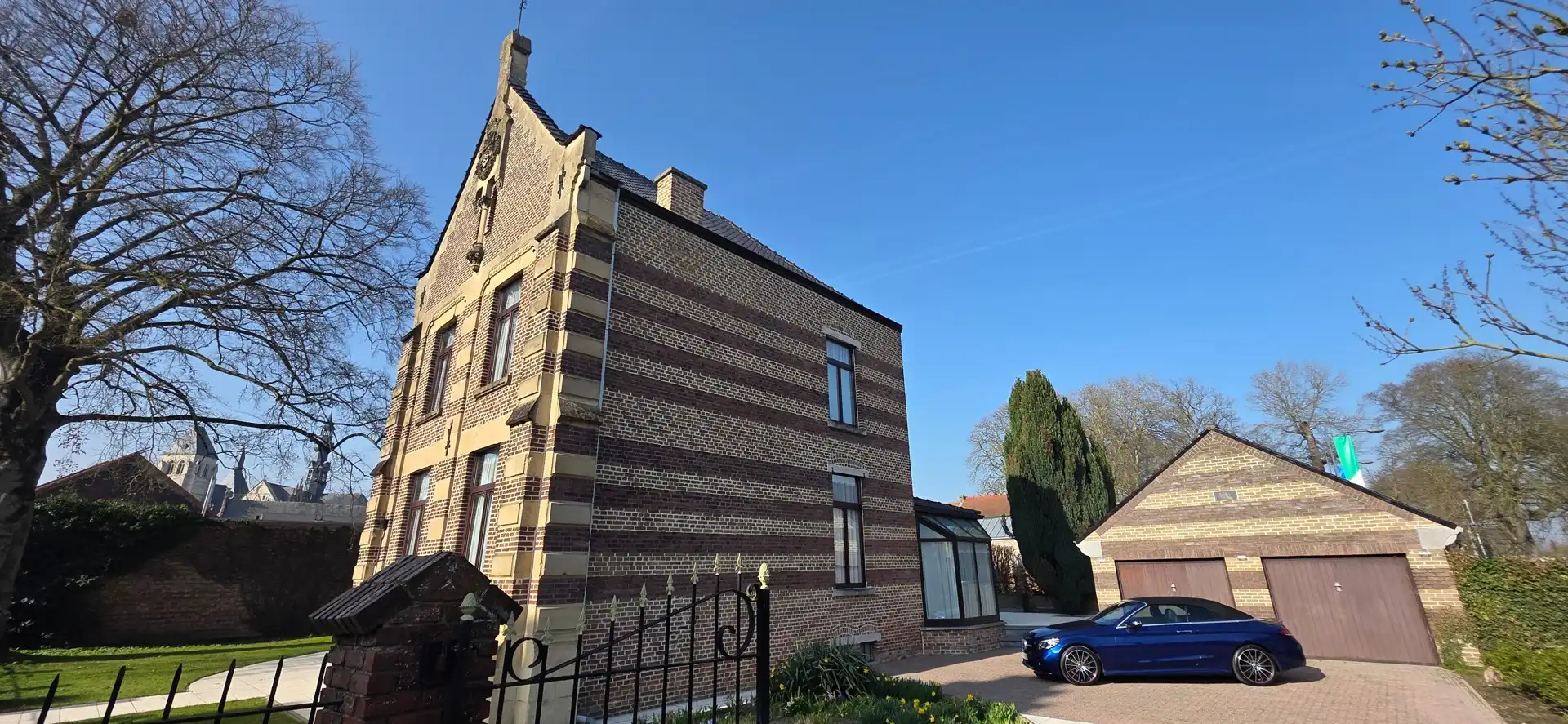 Uitzonderlijk herenhuis foto 2