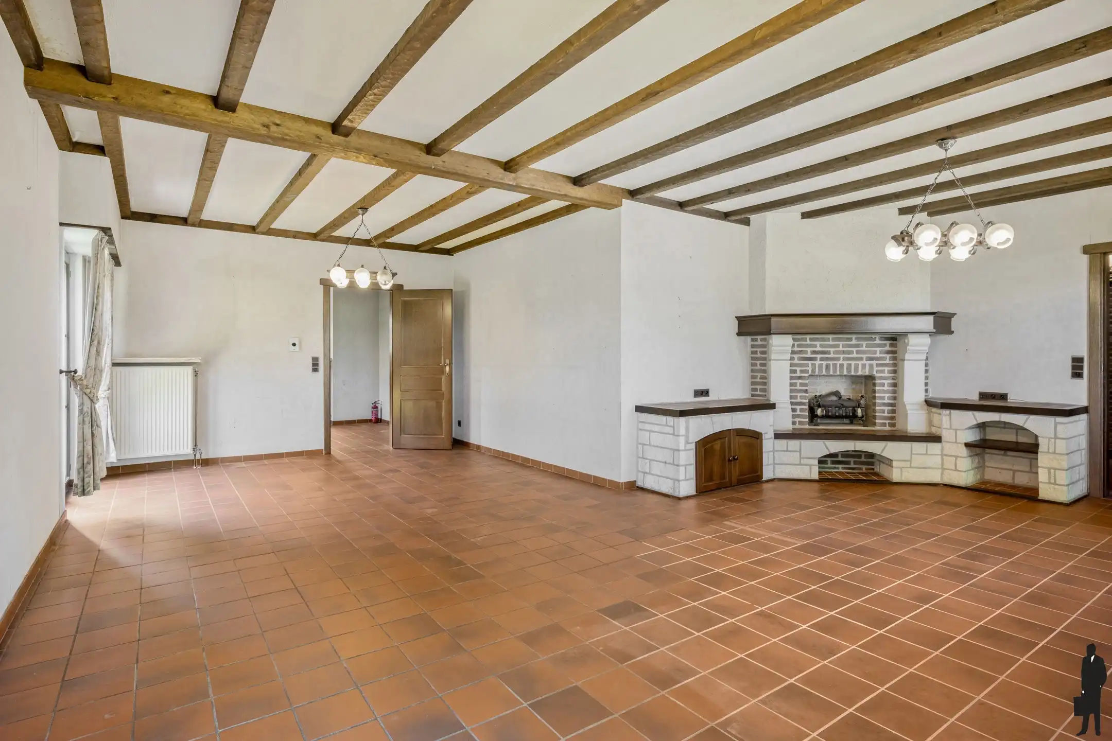 Charmante gezinswoning met 4 slaapkamers en grote tuin foto 7