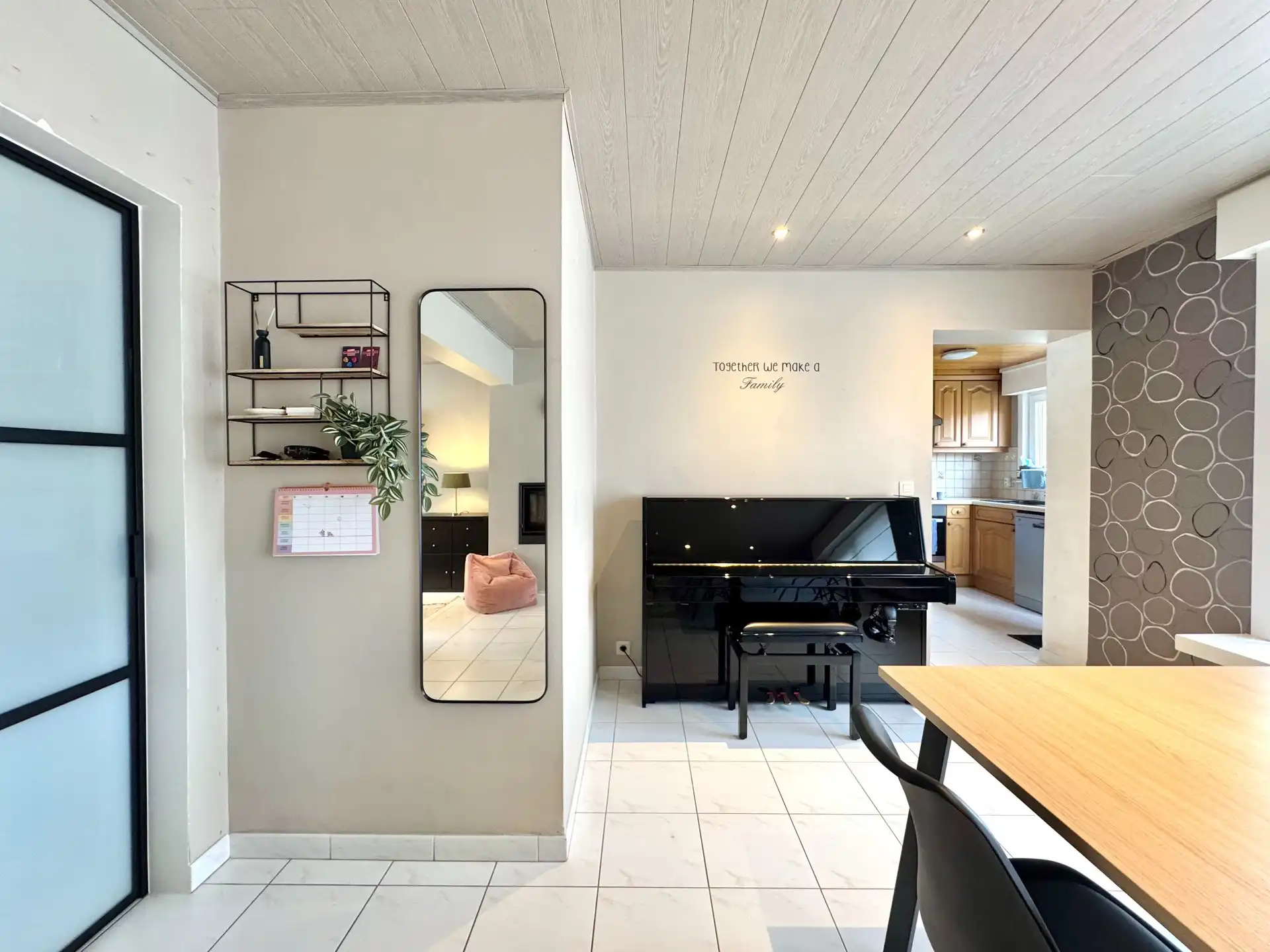 HALFOPEN WONING MET 4 KAMERS, TUIN & GARAGE - 359 m² foto 6