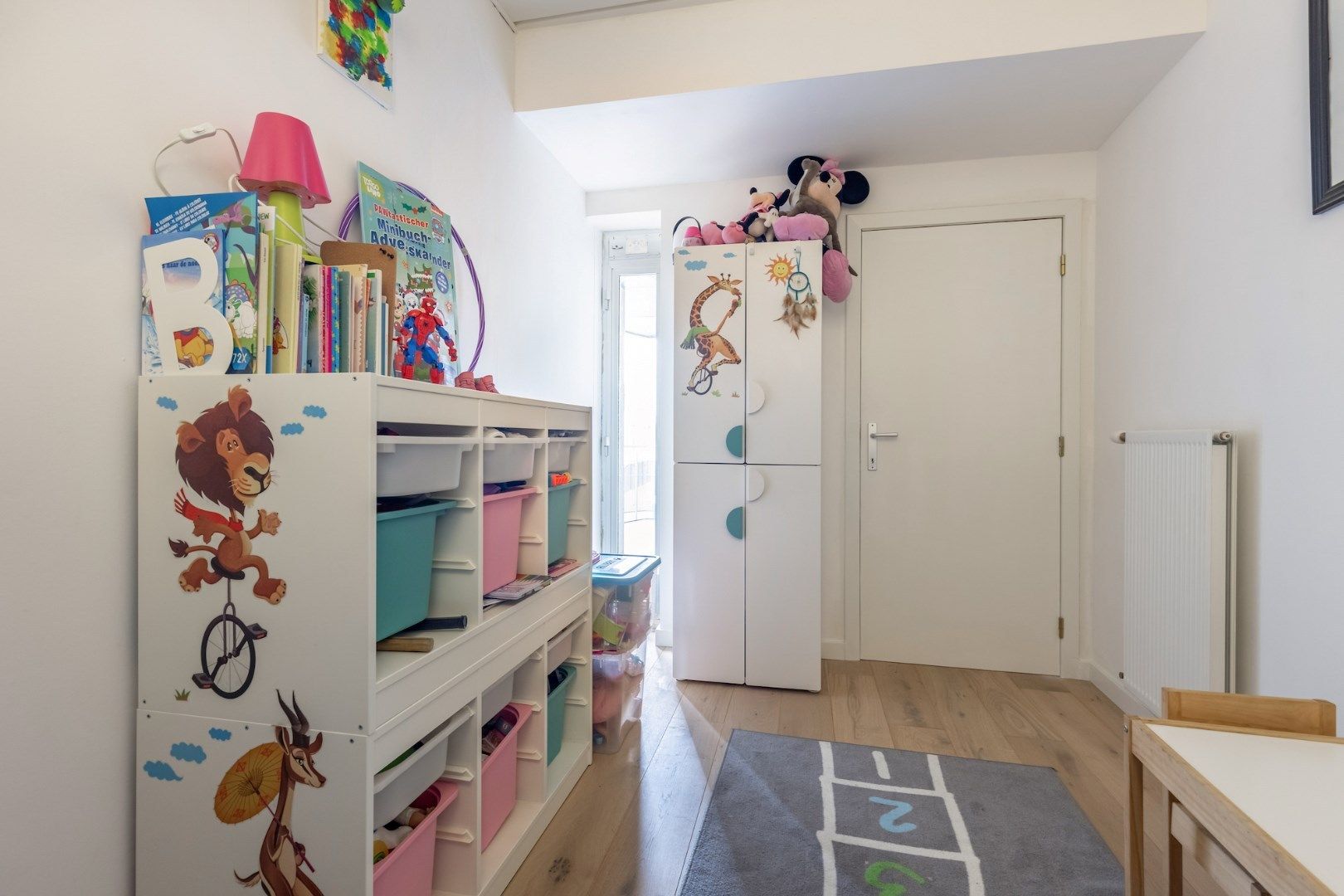 Modern en comfortabel gerenoveerd appartement op de eerste verdieping in het centrum van Neeroeteren foto 18