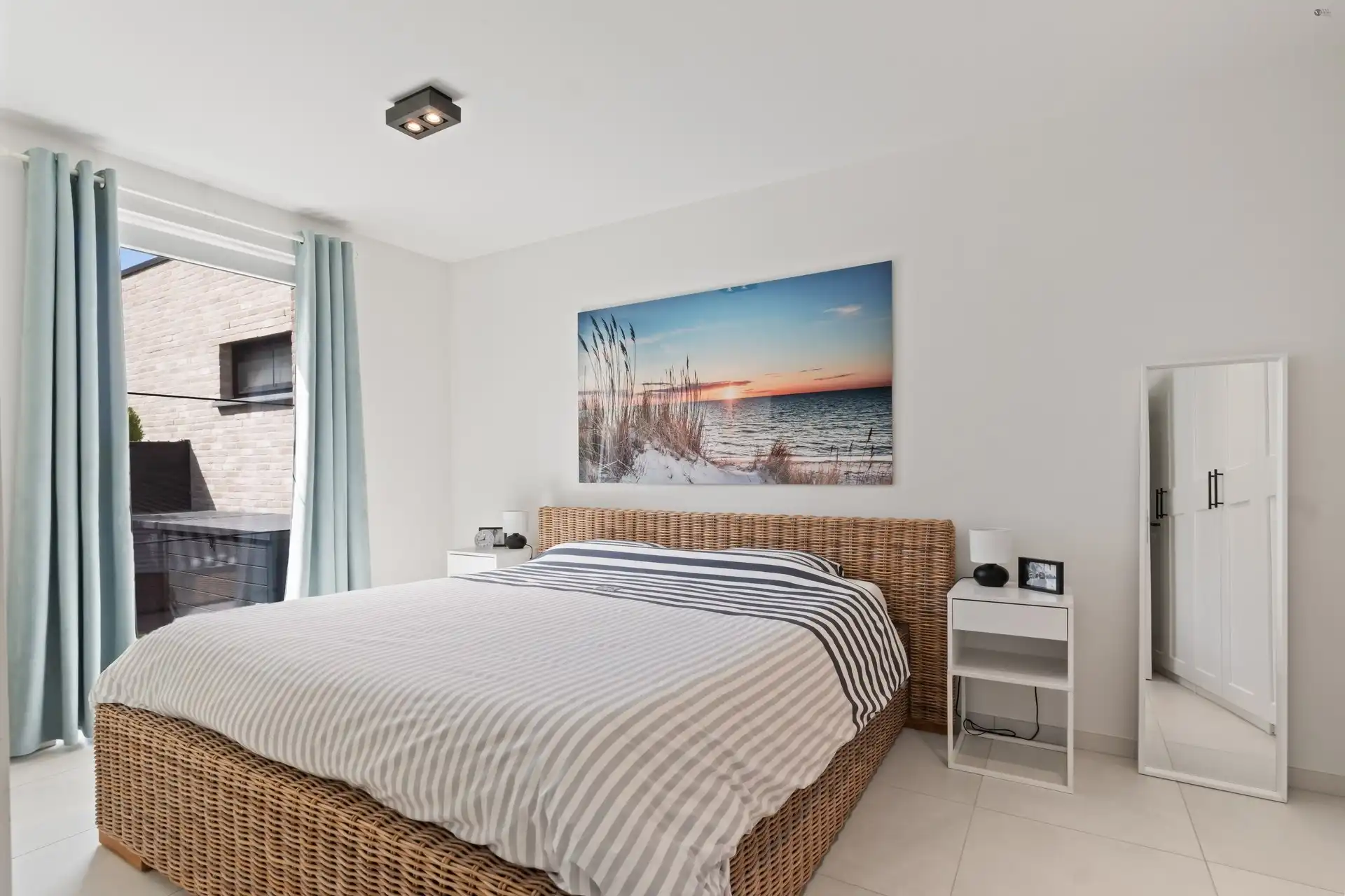 Luxueus afgewerkt gelijkvloers appartement te centrum Stekene foto 17