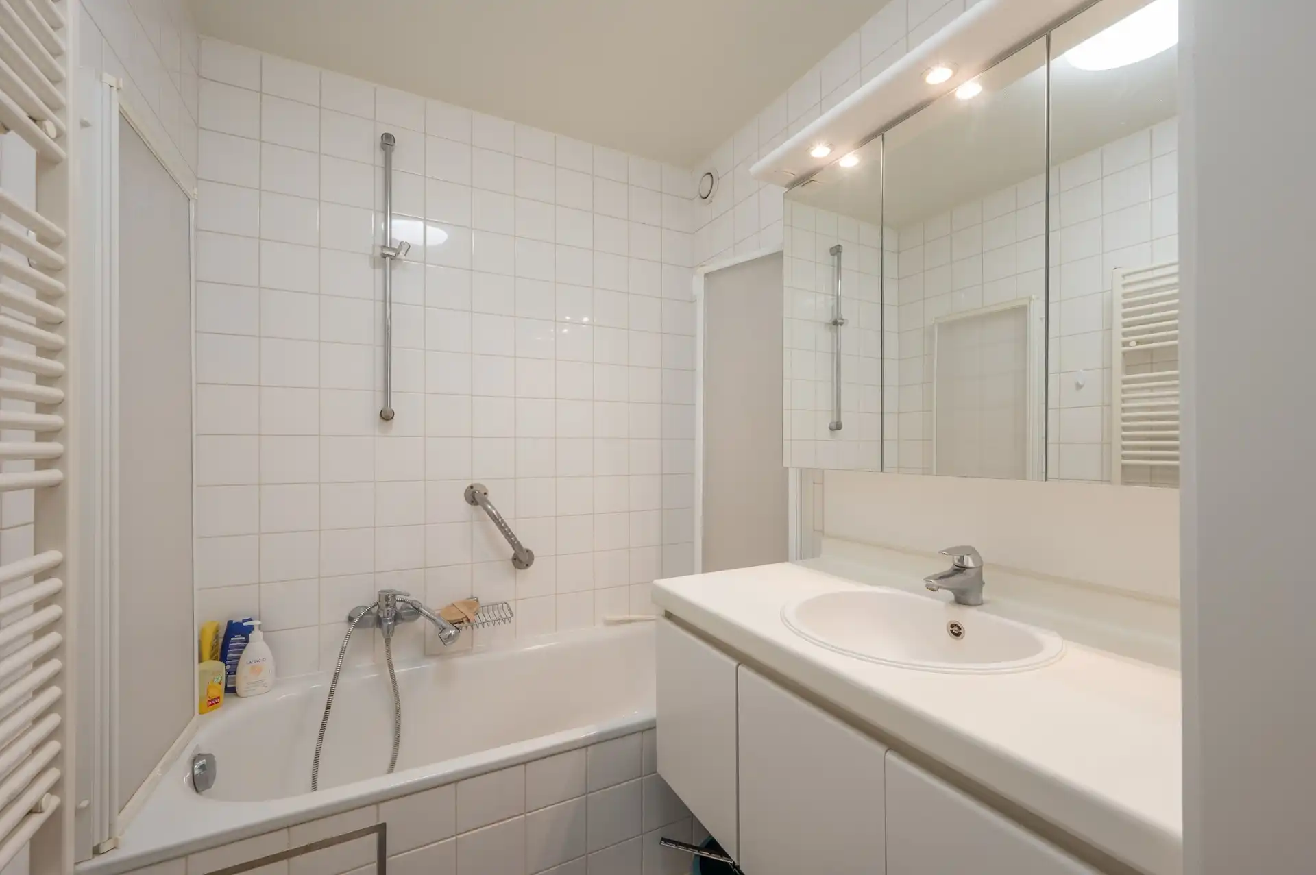 Ongemeubeld: Zeezicht - 2 slpk - parking op gelijkvloers! foto 11