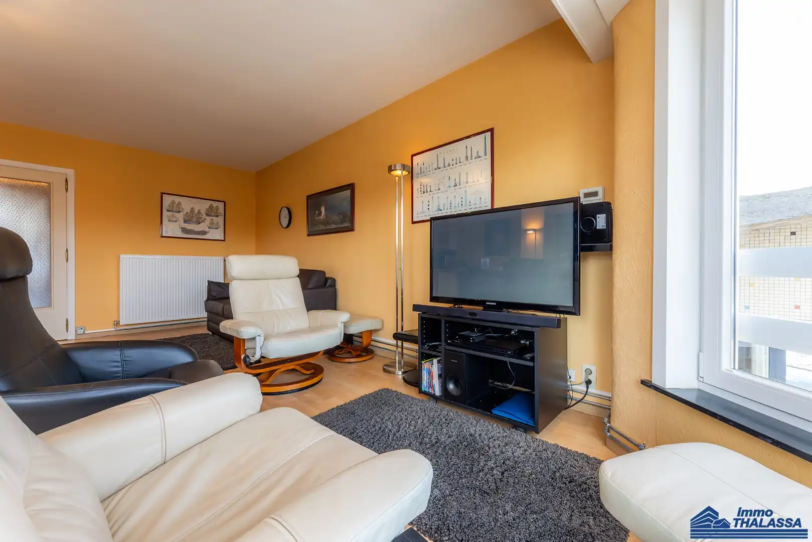 Gemeubeld appartement met extra studio foto 5