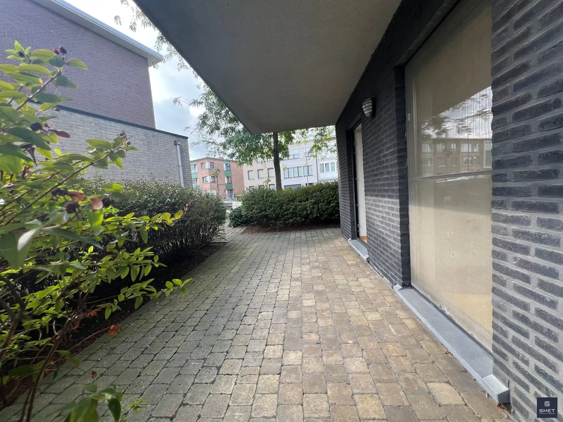 LICHTRIJK GLVLRS APPT MET 2 SLPKS EN 2 TERASSEN foto 6