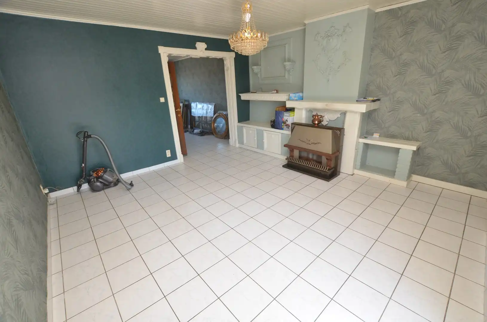 Ruim woonhuis met garage foto 6