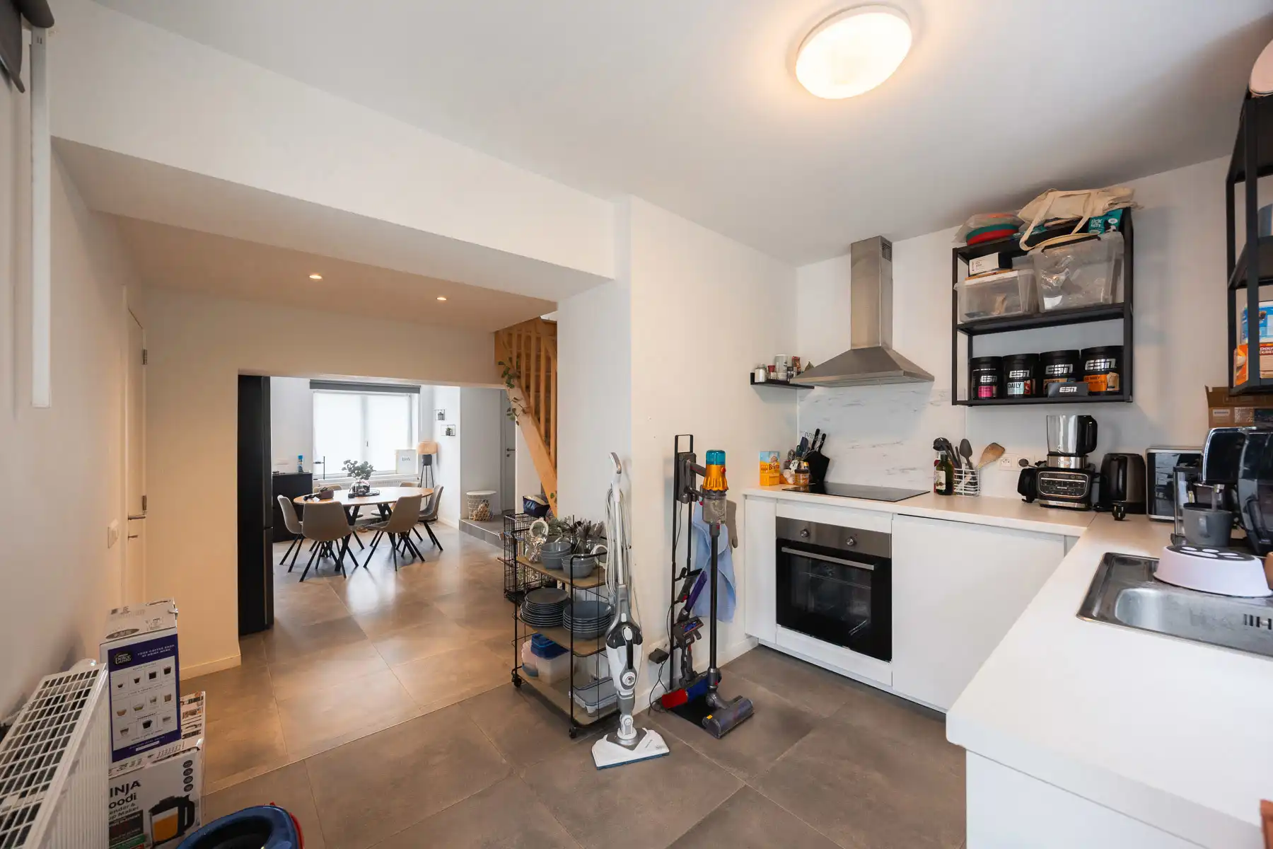 Leuke woning in rustige straat foto 4