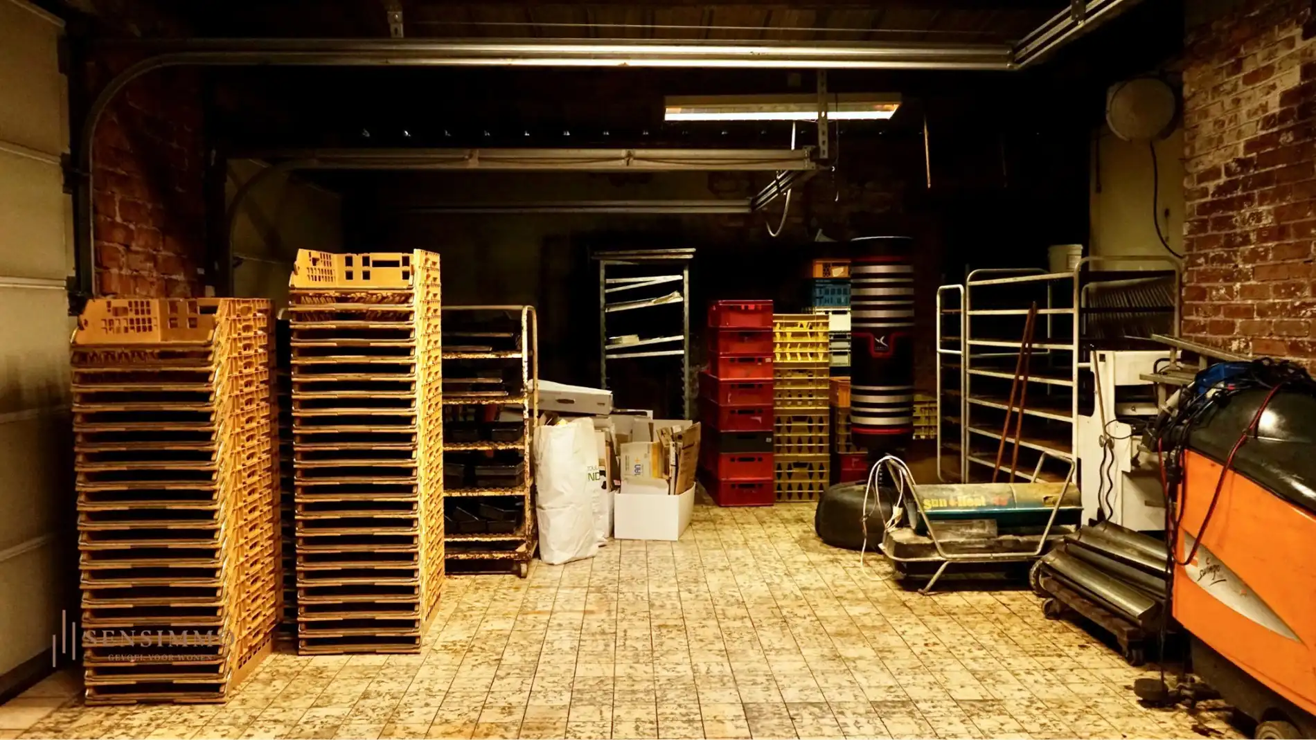 Te renoveren handelshuis/bakkerij met inboedel nabij LABIOMISTA foto 17