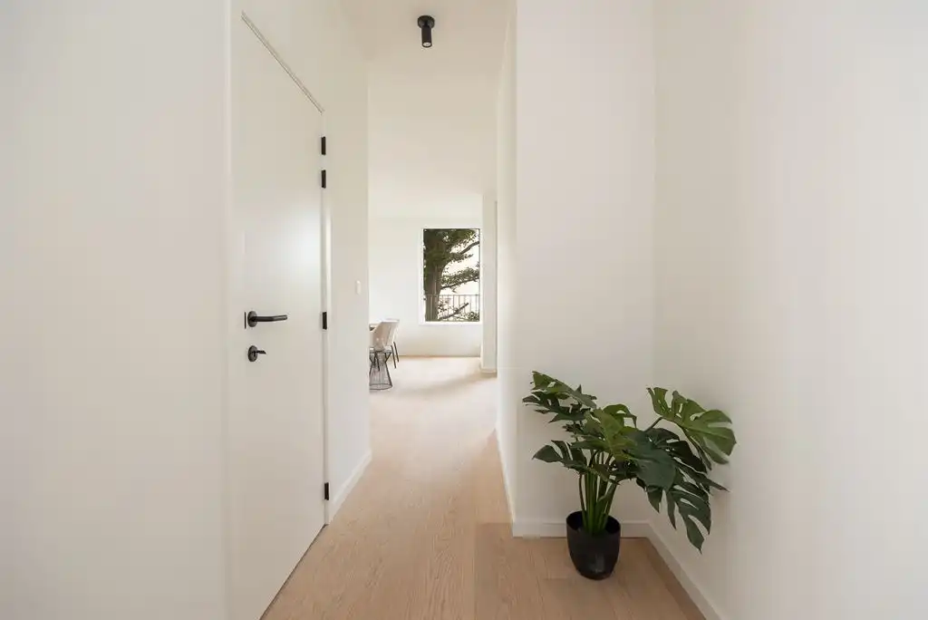 lichtrijk nieuwbouwappartement met terras foto 13