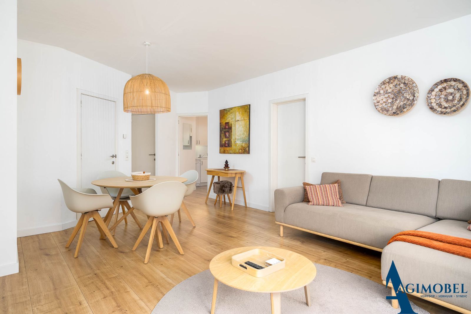 Ideaal gelegen 1-slaapkamerappartement, volledig zuidgericht en met een open zicht op de mooie Koningslaan te Knokke. foto 2