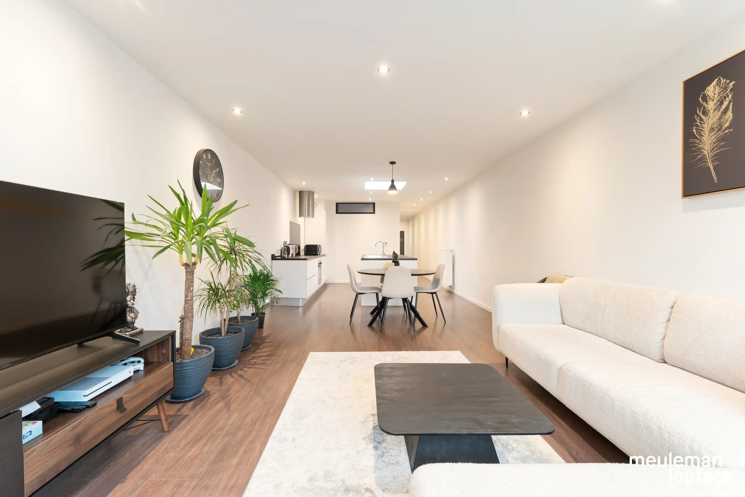 Volledig gerenoveerde woning met hedendaags comfort foto 15