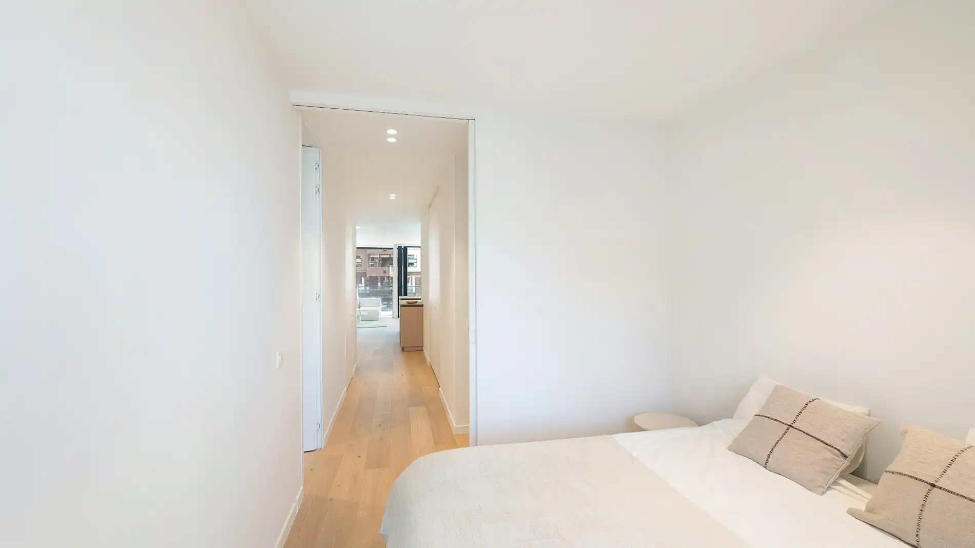 Nieuw appartement gelegen aan de zuidkant van het vernieuwde Burg. Fr. Desmidtplein. Gevelbreedte van ca. 8 meter. foto 29