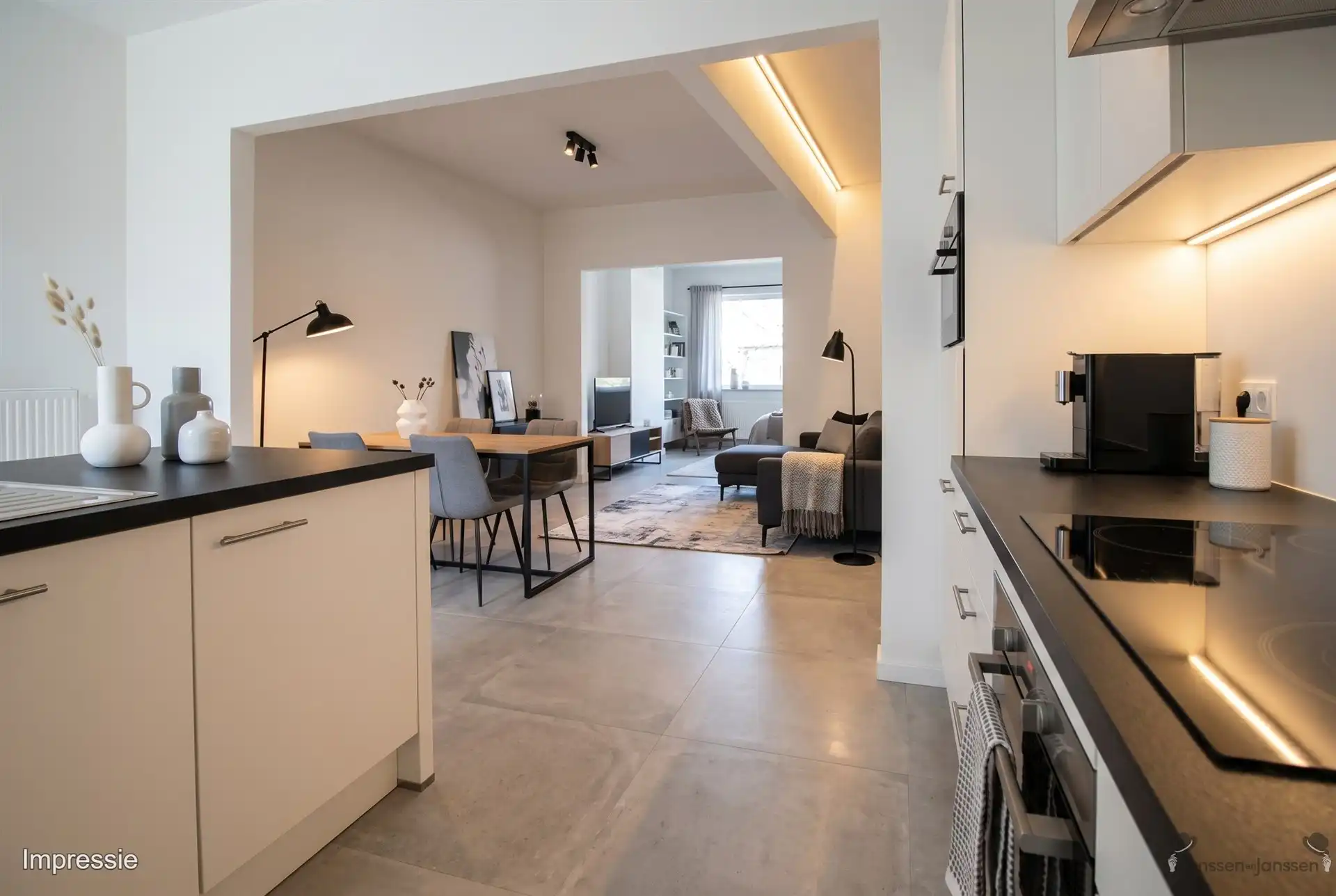 Woning met tuin foto 2