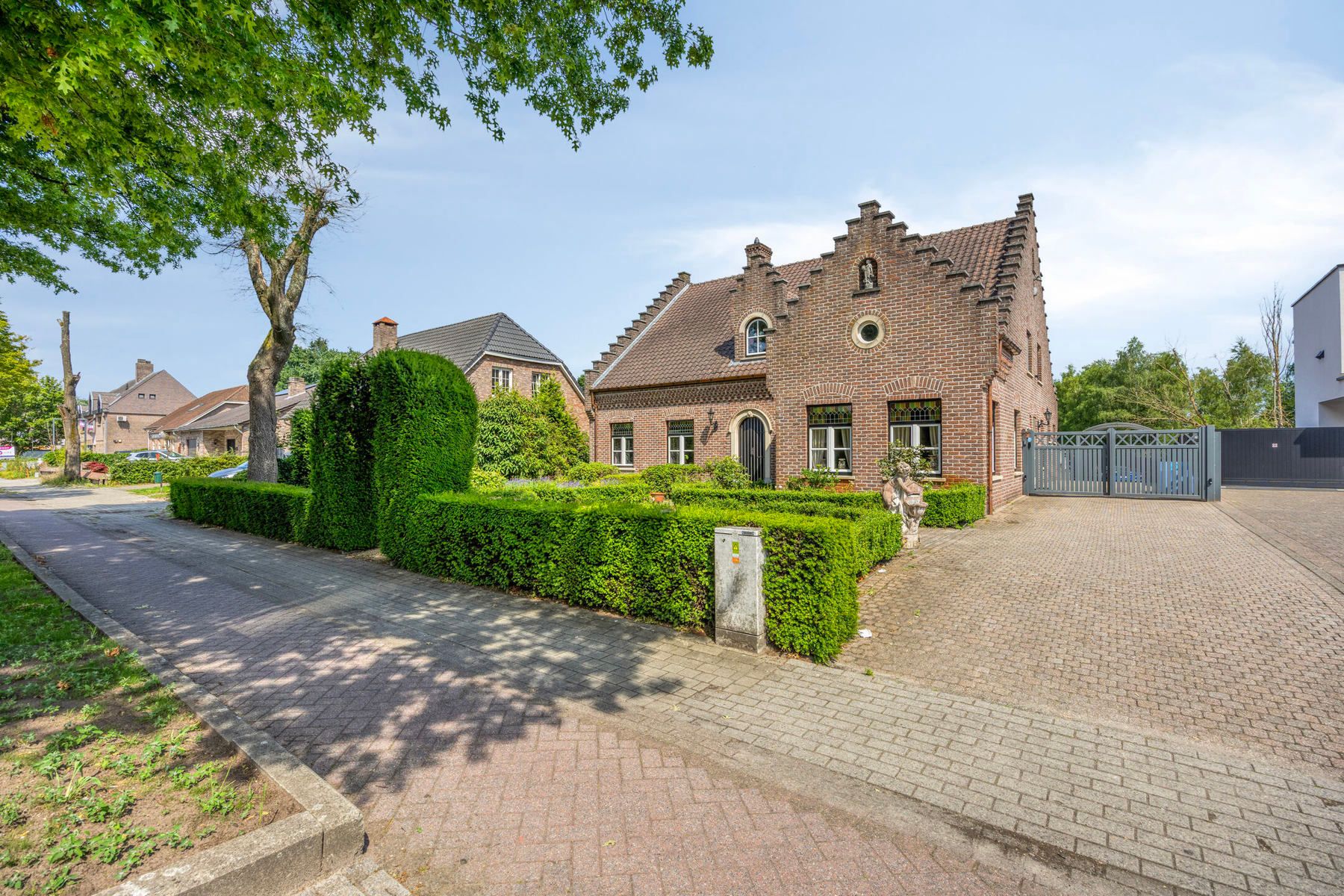 Karaktervolle villa met veel mogelijkheden in Lommel! foto 45