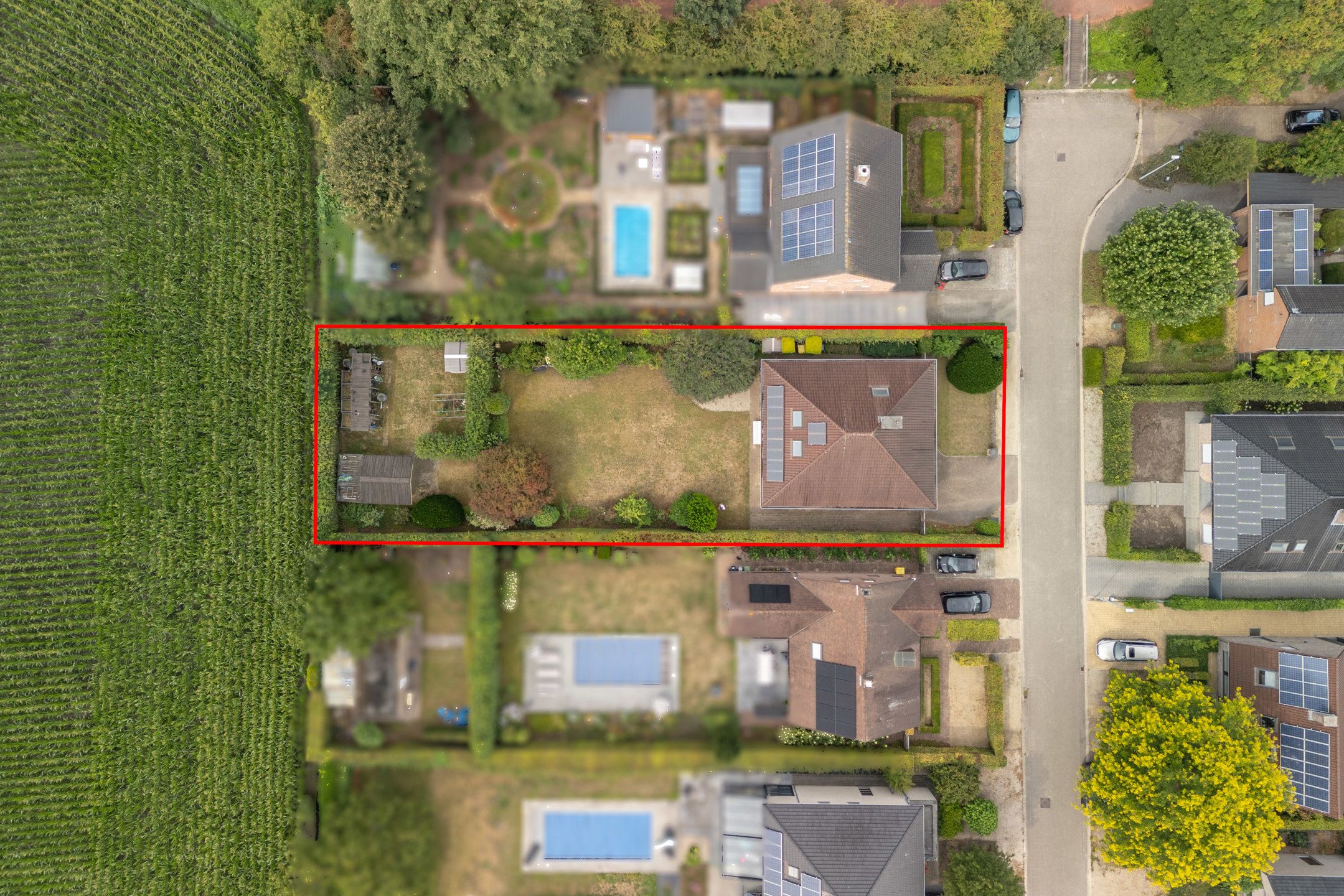Ruime woning met 4 slpks op mooi zuidperceel van 1.041 m²  foto 55