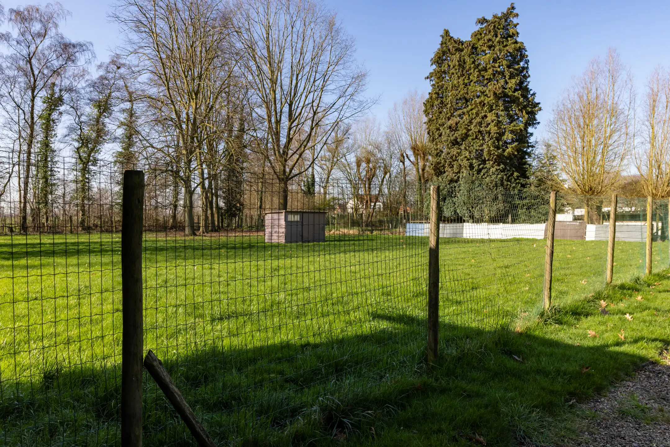 Unieke eigendom gelegen in het groen foto 21