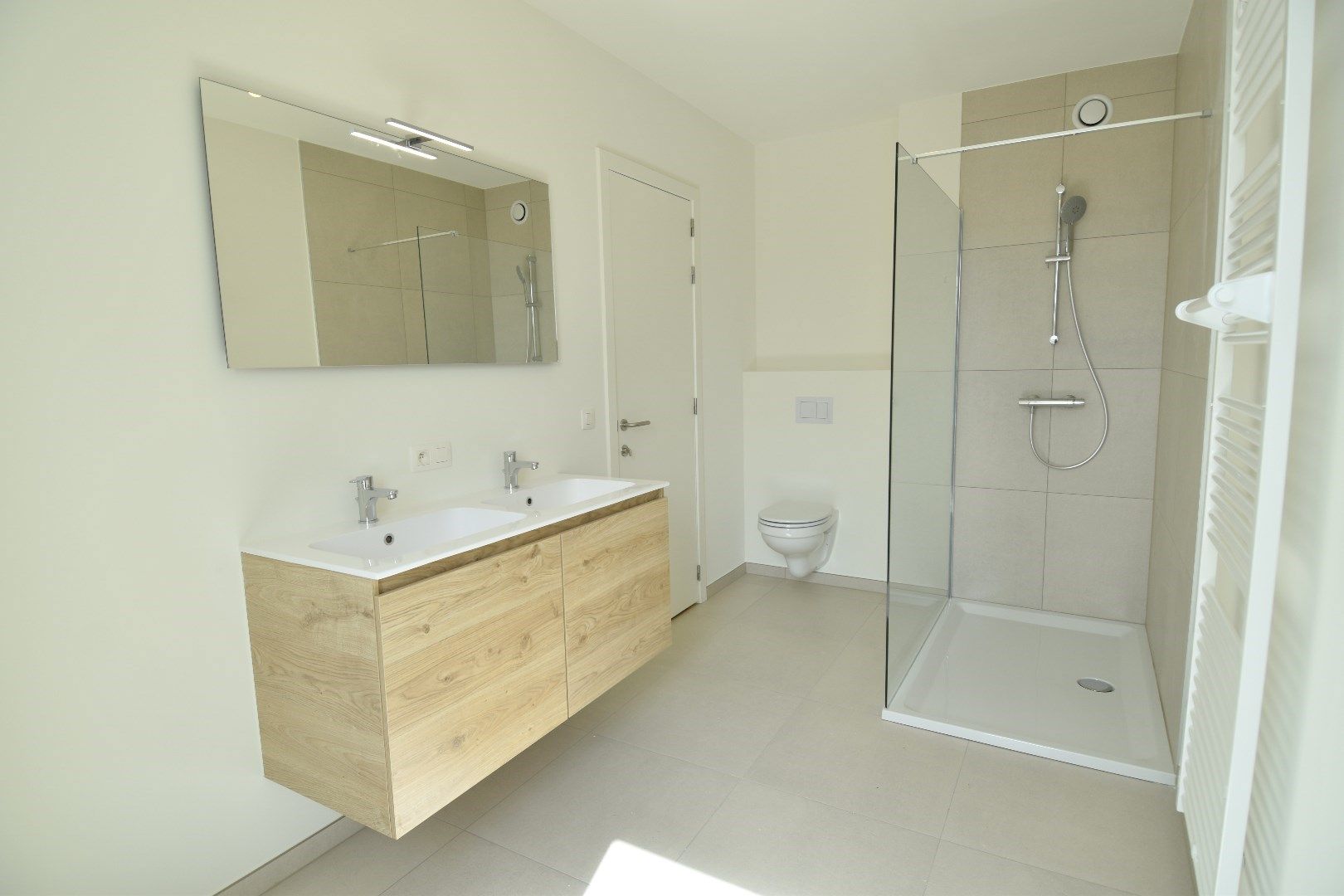 Nieuwbouwwoning te Heuvelland, tuin en 3 slaapkamers foto 6
