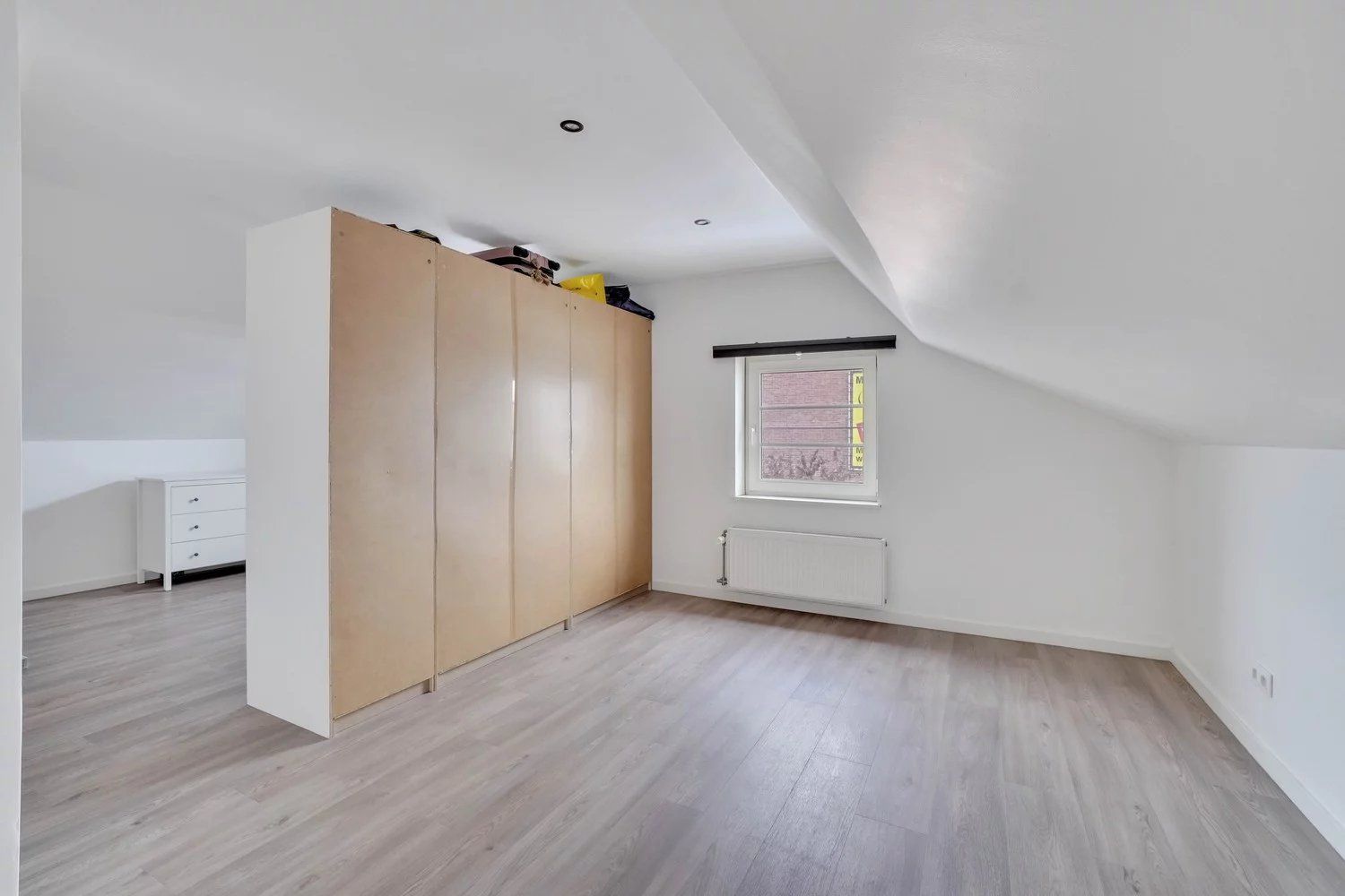 Ruime, gerenoveerde woning op een goede locatie foto 23