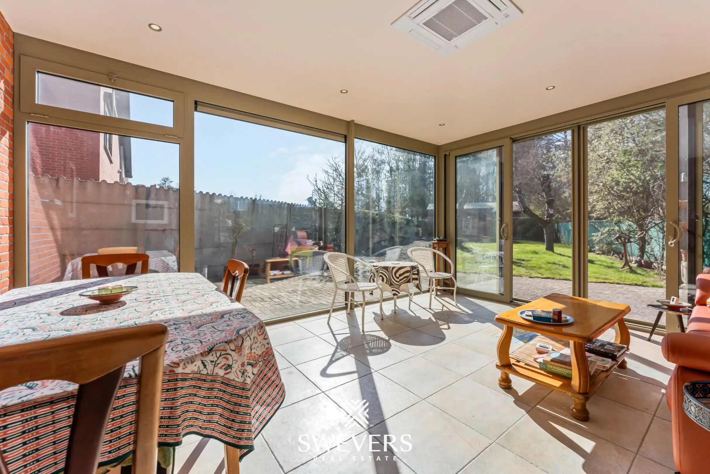 Ruime open bebouwing met polyvalent bijgebouw op toplocatie in Heusden-Zolder foto 8