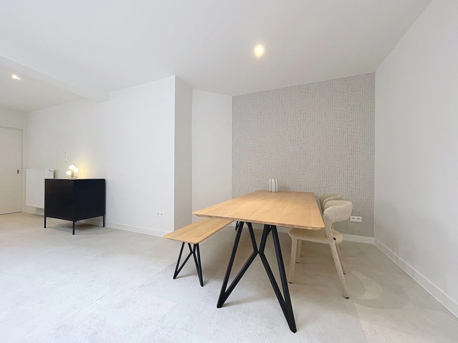 Prachtig gerenoveerde stadswoning met 4 slpks - 2 bdks+ koer foto 5