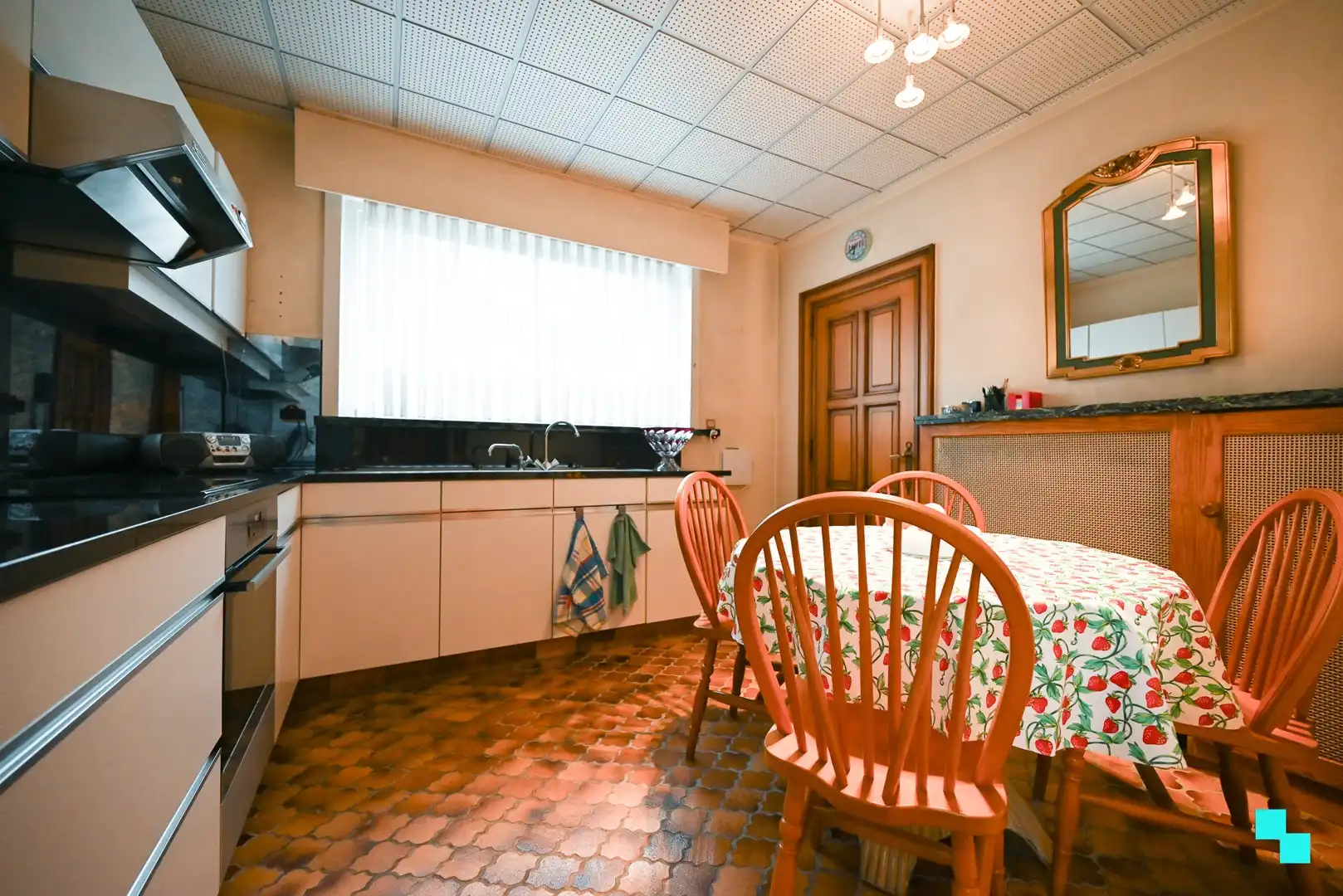 Charmante halfopen ééngezinswoning met 3 slaapkamers te Emelgem, Izegem foto 13