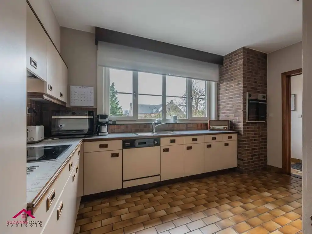 Gezellige vrijstaande woning, volledig onderkelderd foto 28