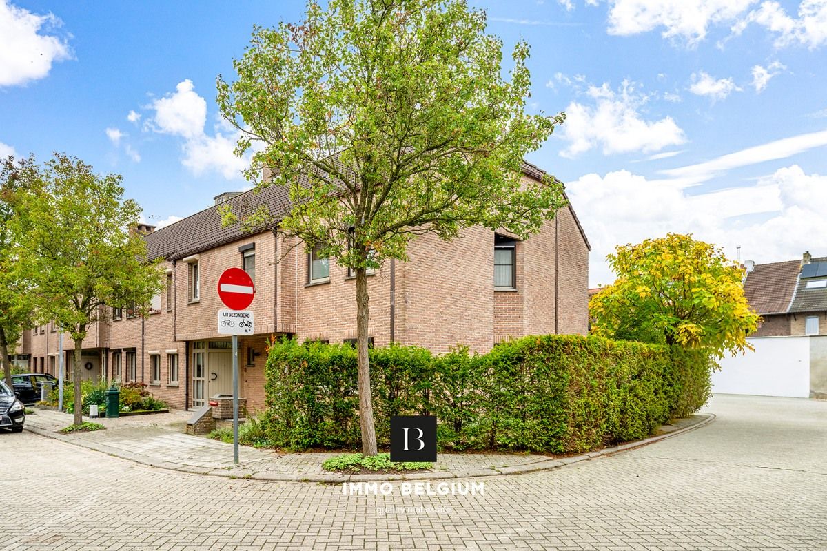 Rustig gelegen woning nabij het centrum met 4 slaapkamers foto 29