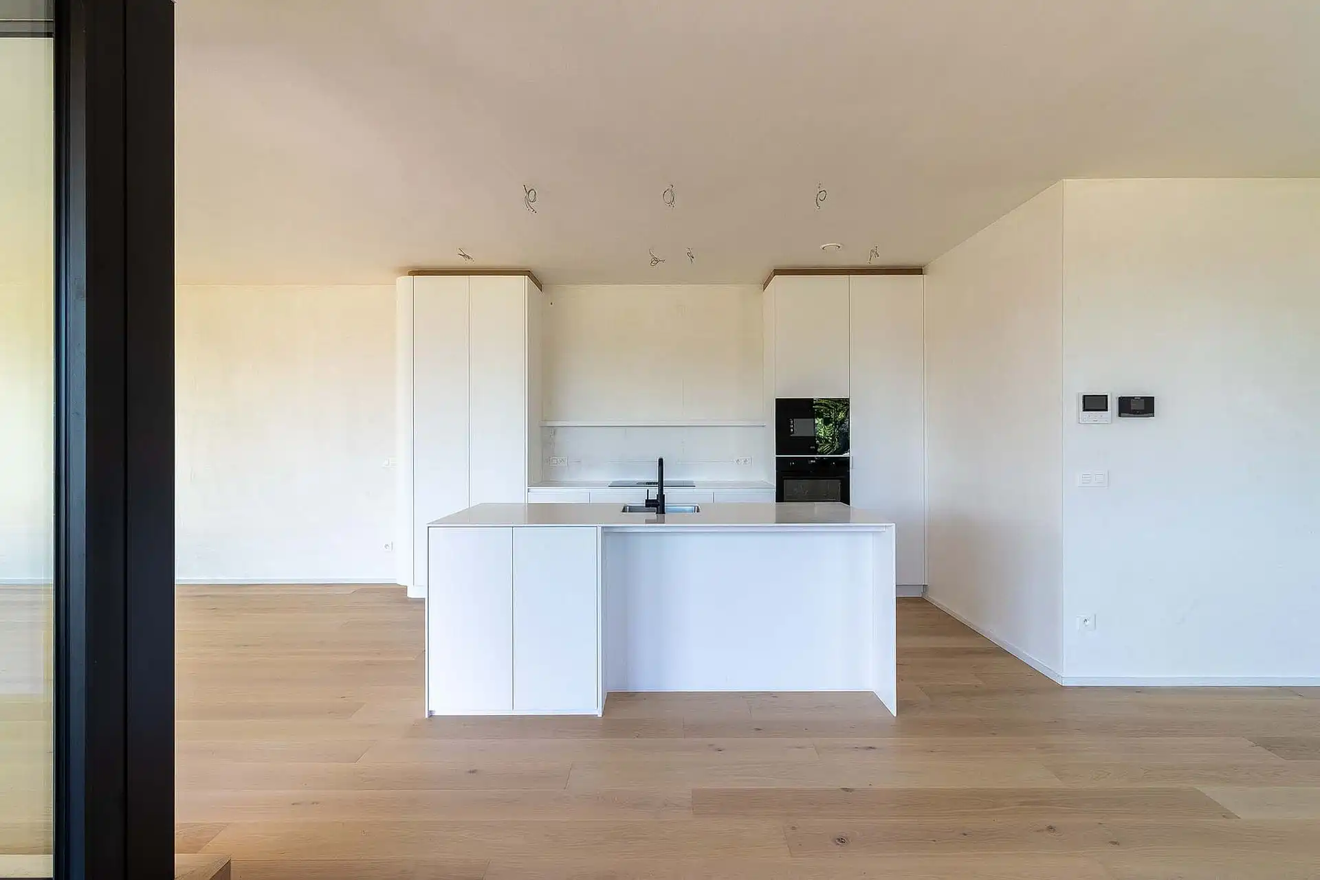 Ruim appartement met drie slaapkamers en terras in Brecht foto 3