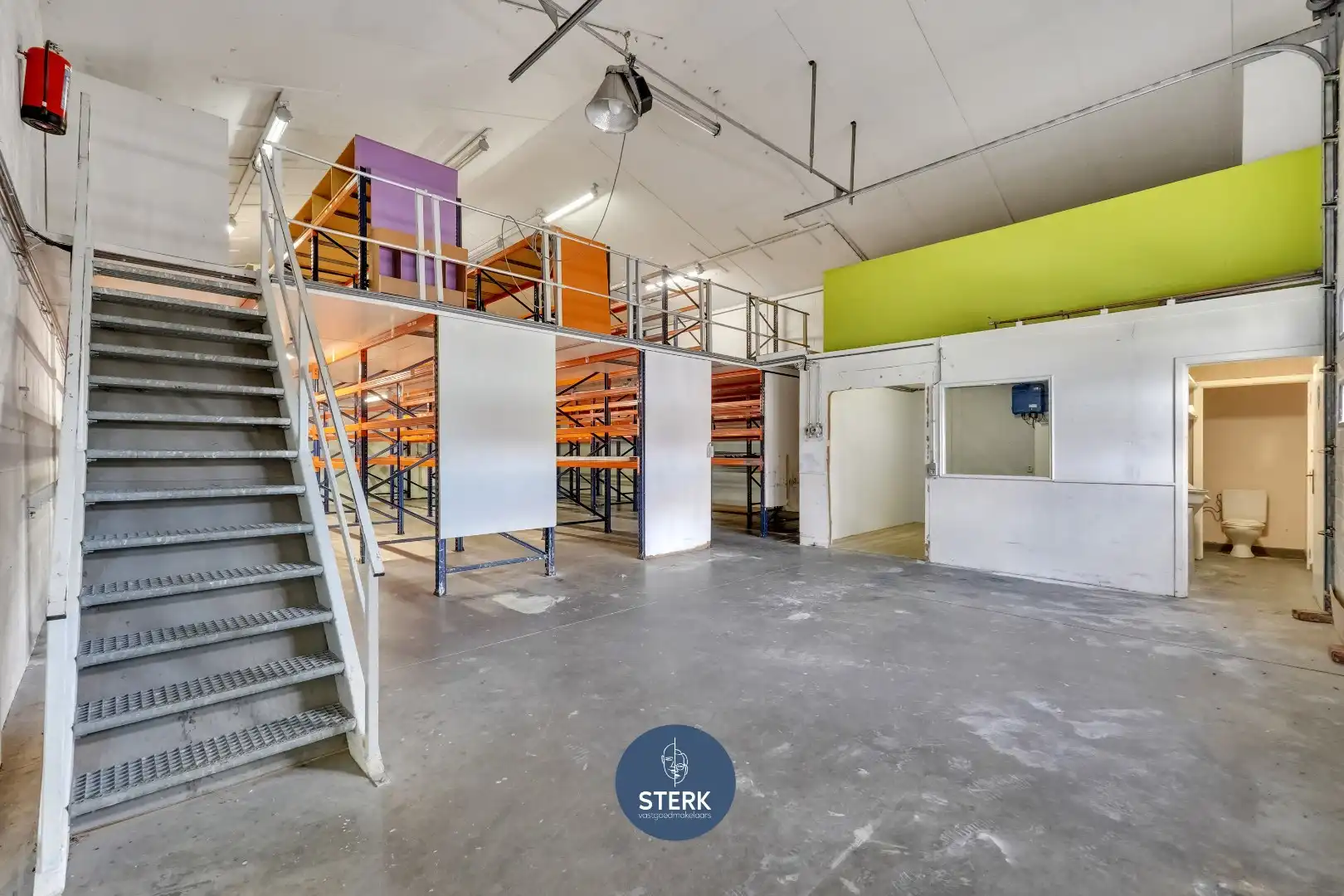 MULTIFUNCTIONEEL BEDRIJFSGEBOUW OP EEN ZICHTLOCATIE NABIJ MAASTRICHT !  foto 8