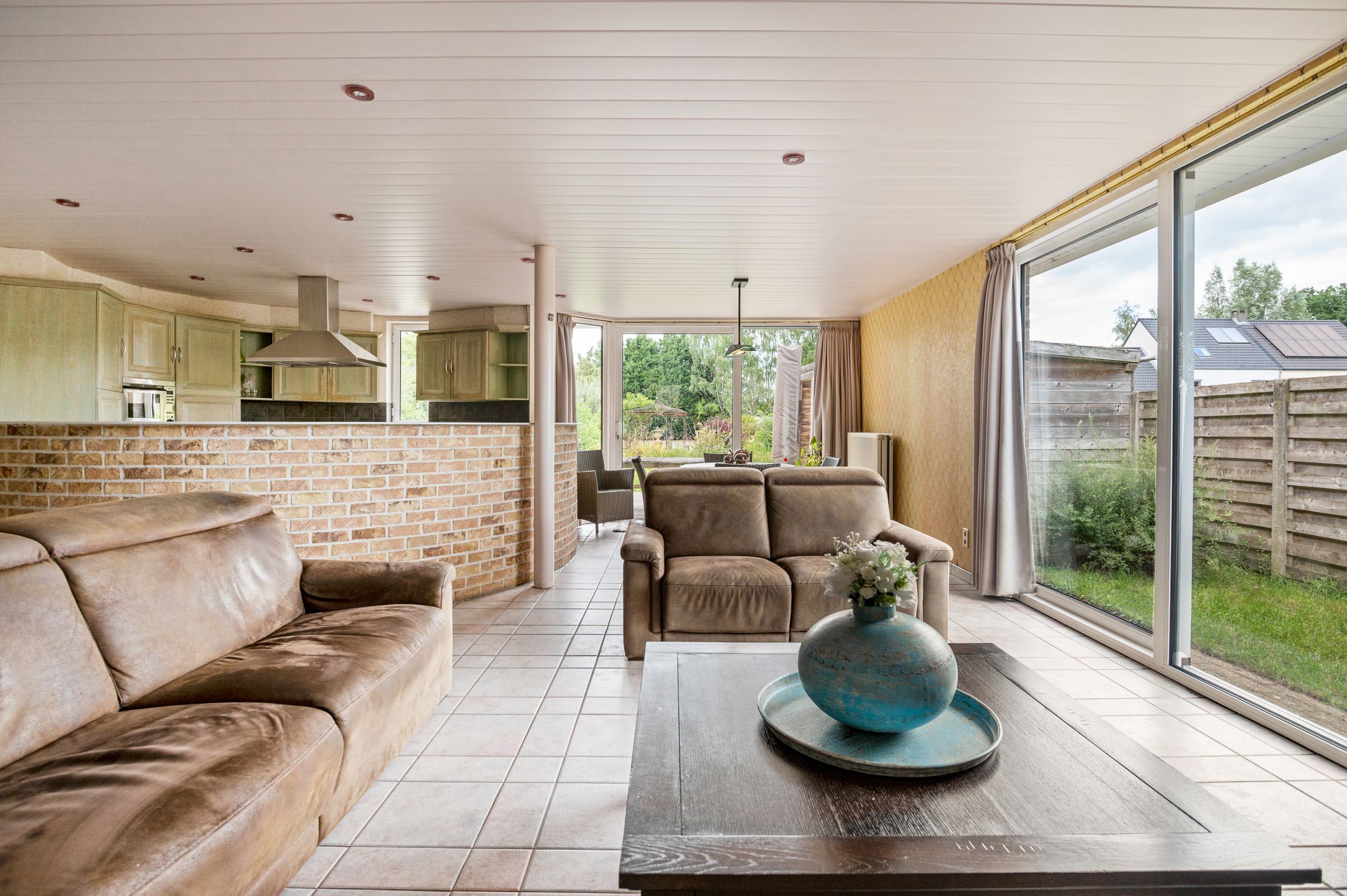 Gezinswoning met kantoor en prachtige tuin te Vosselaar.  foto 12