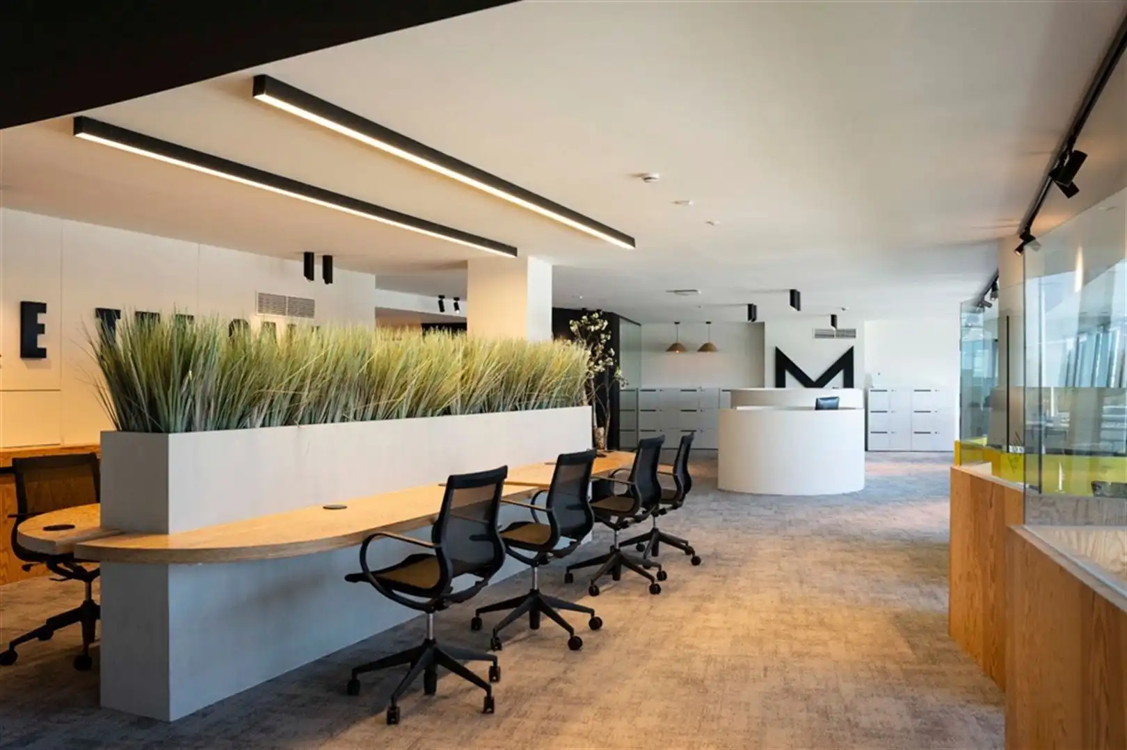 Kantoren in het Meetdistrict in Planet Group Arena foto 6