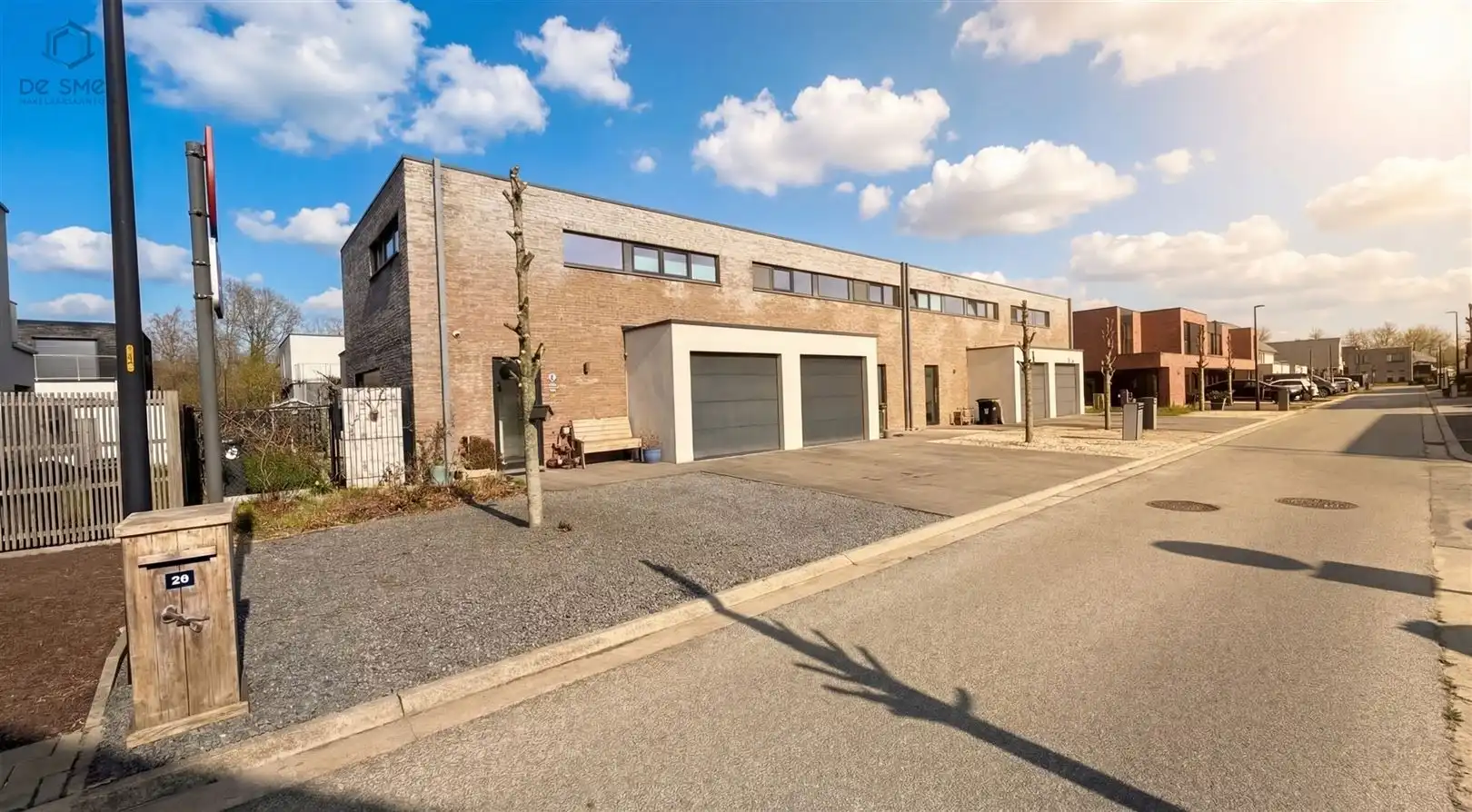 Prachtige nieuwbouwwoning met 3 slp,garage en tuin foto {{pictureIndex}}