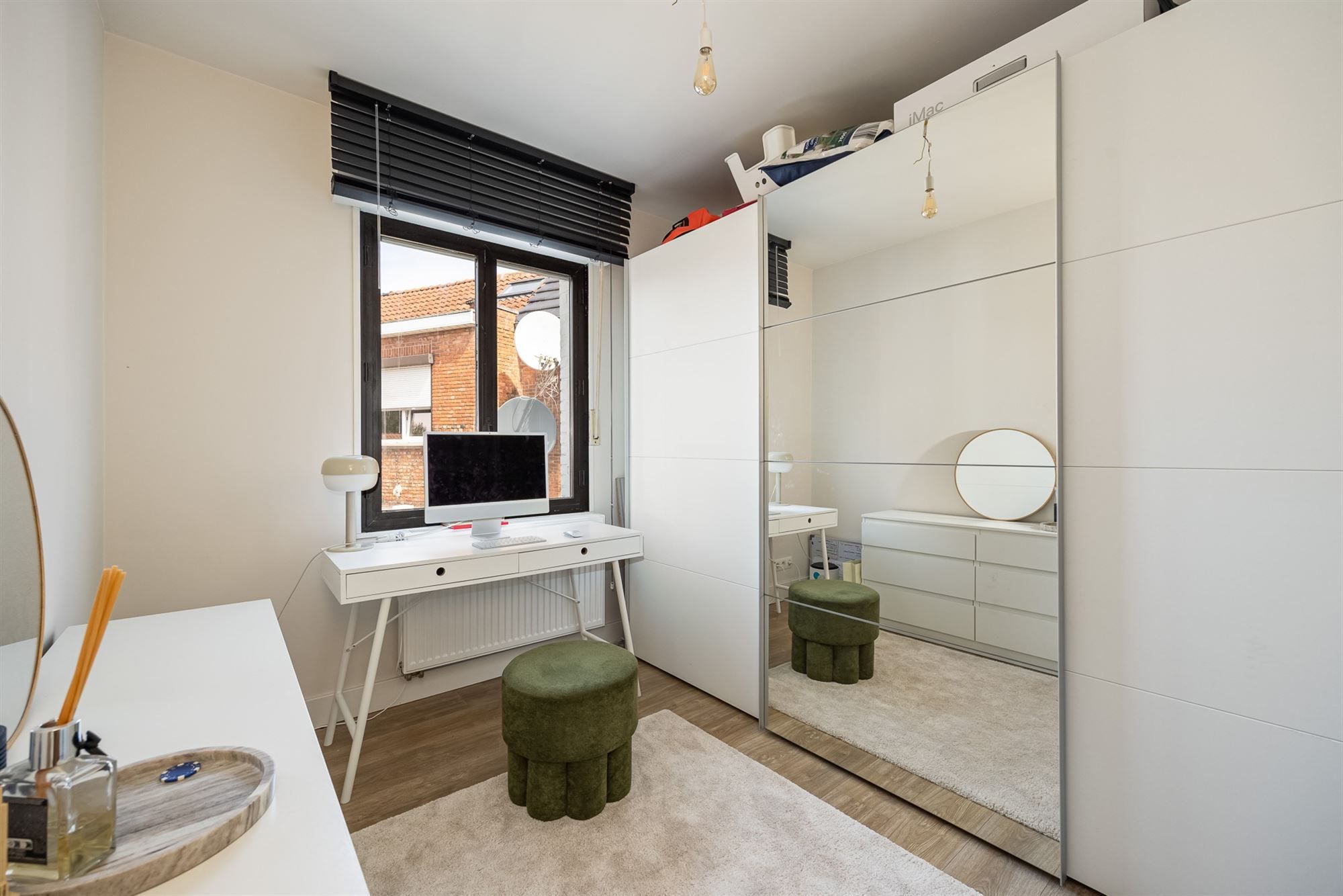 Instapklare woning met 3 slaapkamers en stadskoer foto 10