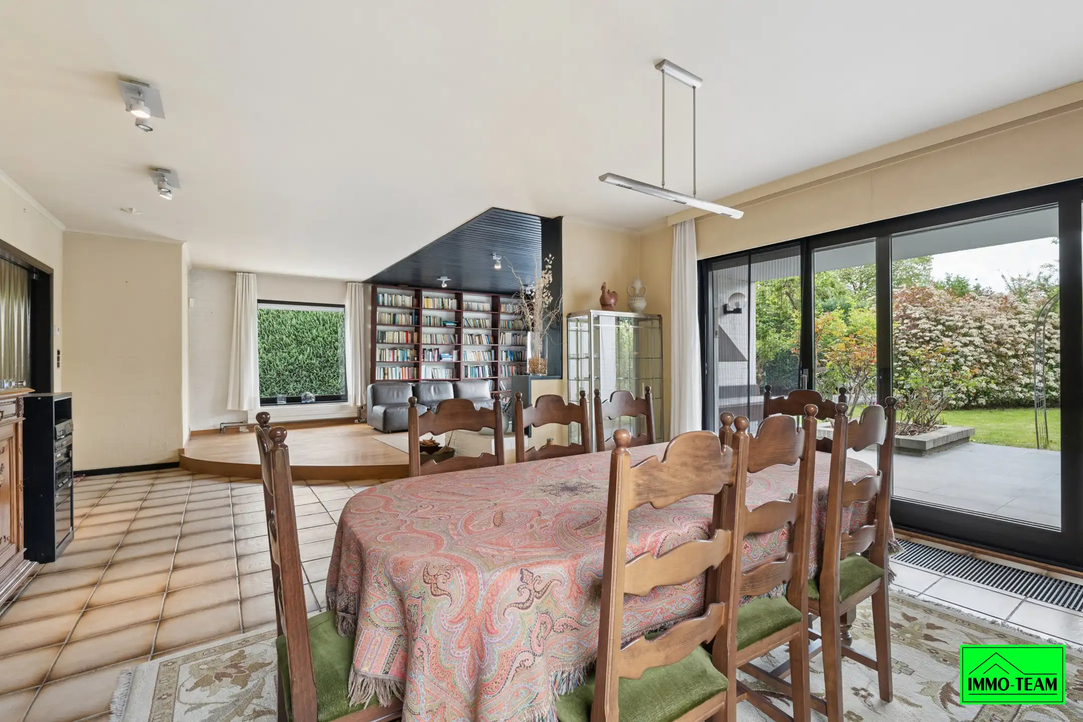 Karaktervolle villa in rustige, kindvriendelijke woonwijk foto 7
