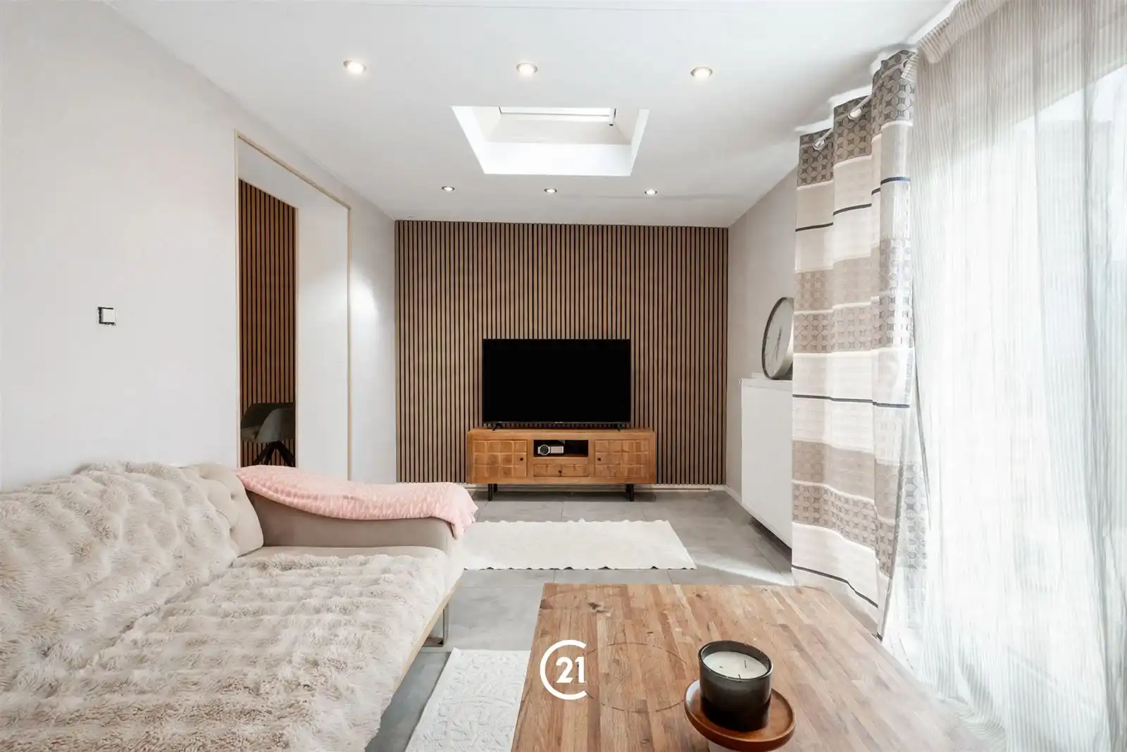 Instapklare woning met tuin nabij centrum Ninove foto 2
