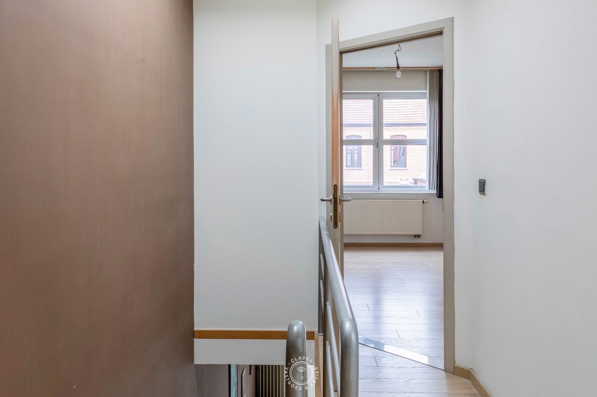 Instapklare bel-etagewoning met praktijkruimte foto 10