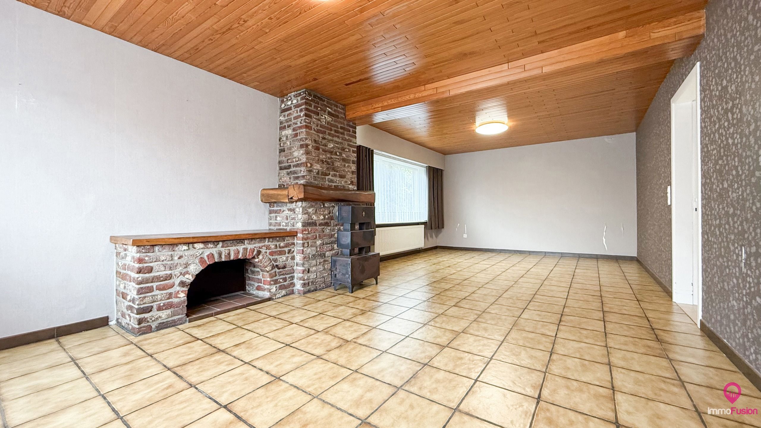 Ruime gezinswoning 4 slpks, grote kelder & werkplaats! foto 3