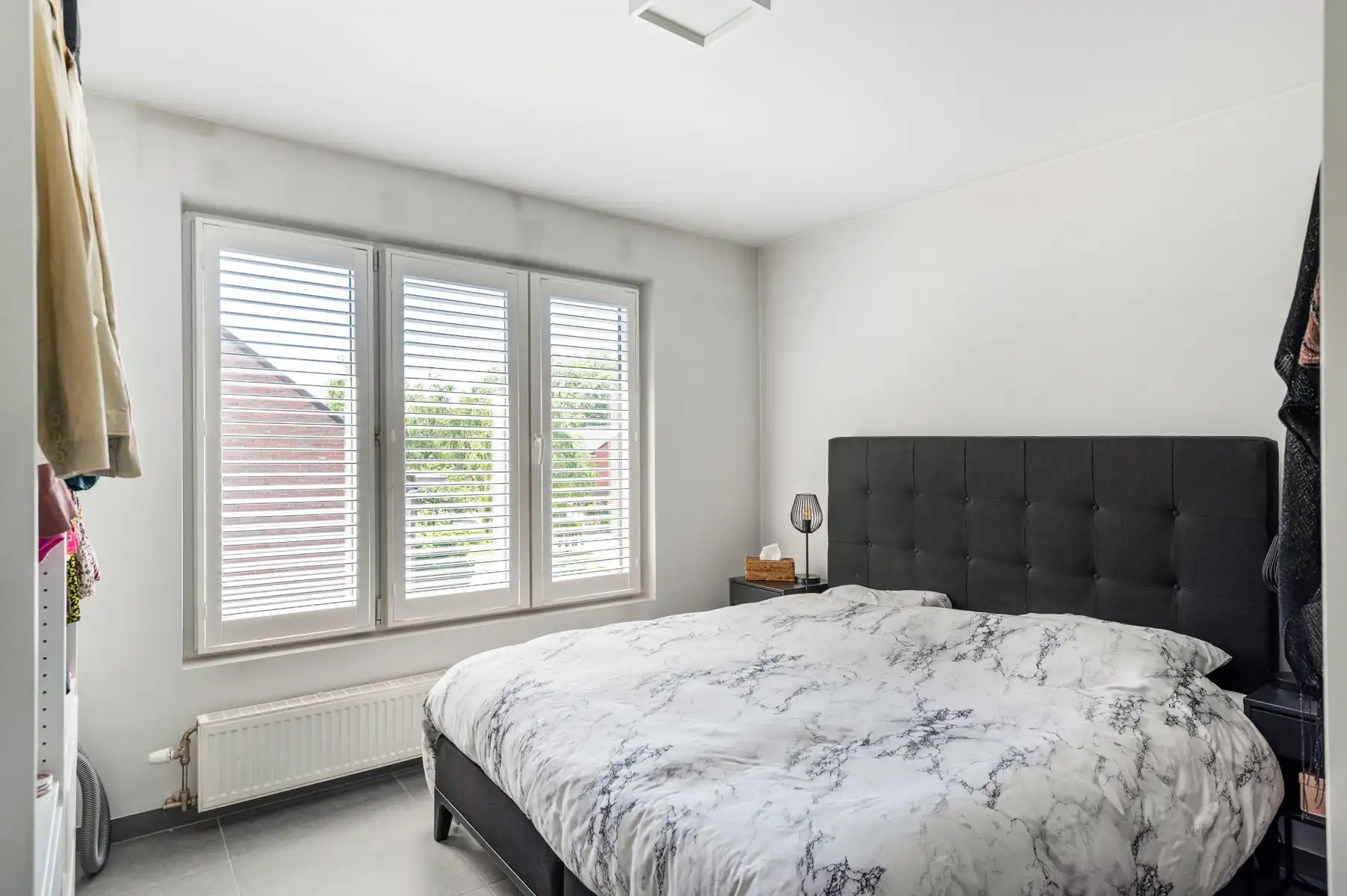 Lichtrijk hoekappartement met tuin en garage in Kapellen foto 9
