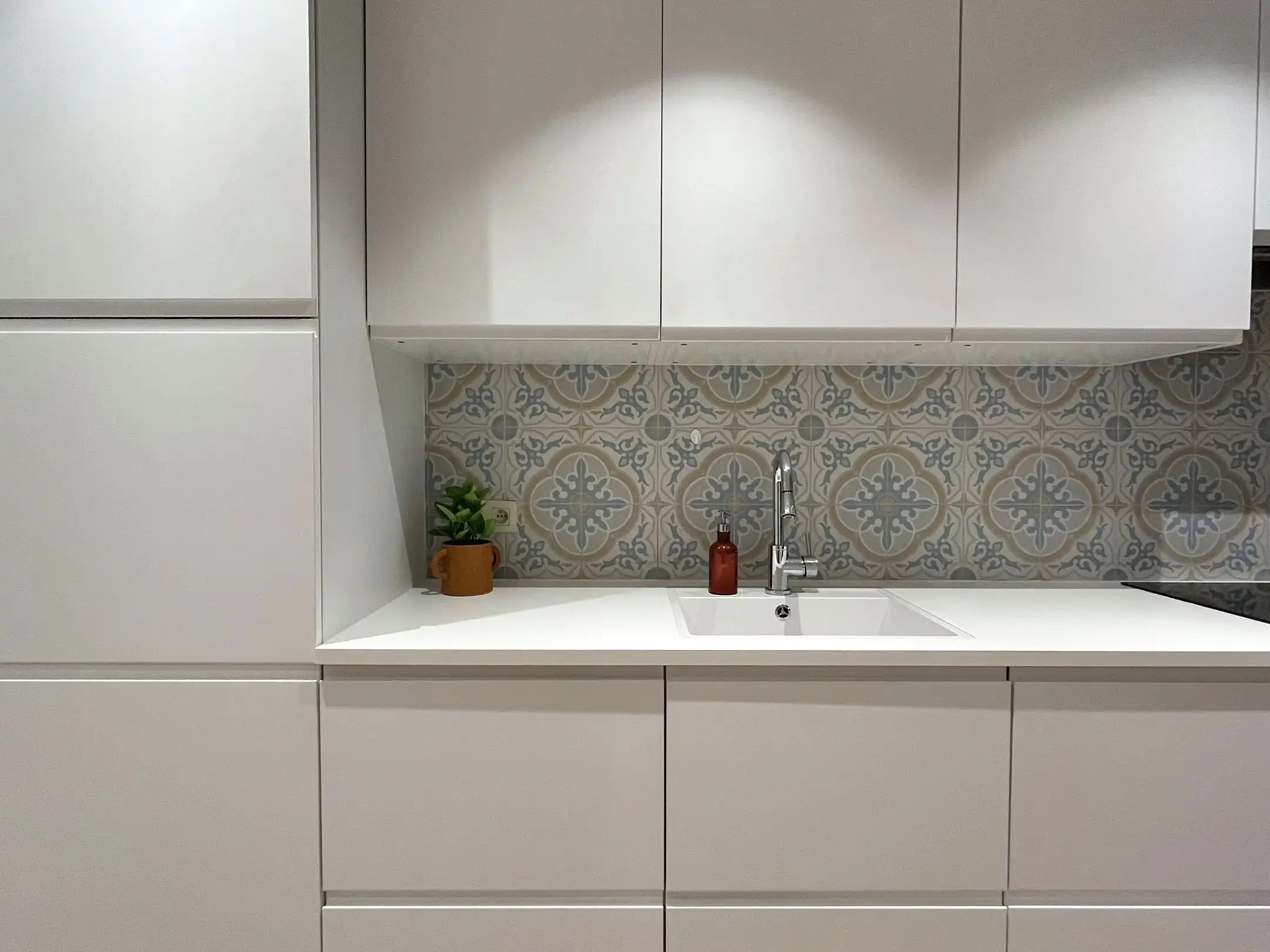 Knap gelijkvloers appartement te Heist-centrum foto 8