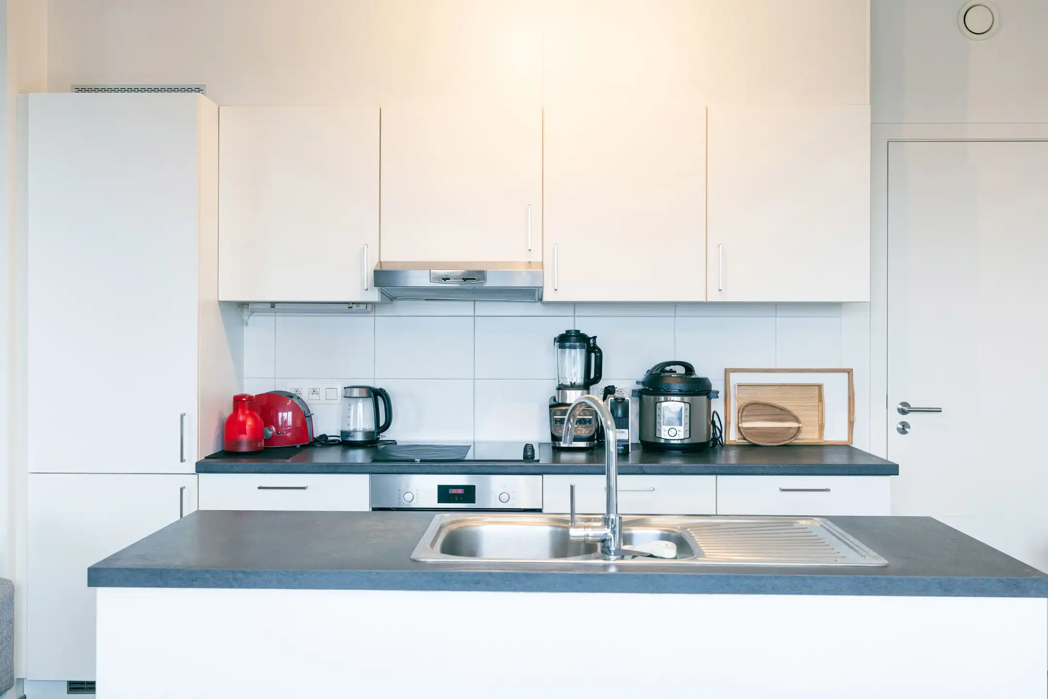 NATO - 3 slaapkamers appartement + P foto 7