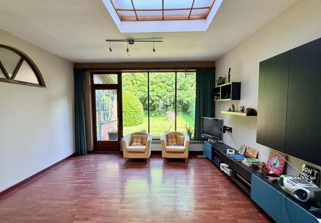 Ruime rijwoning met 4 slaapkamers, garage en tuin op toplocatie in Heverlee foto 7
