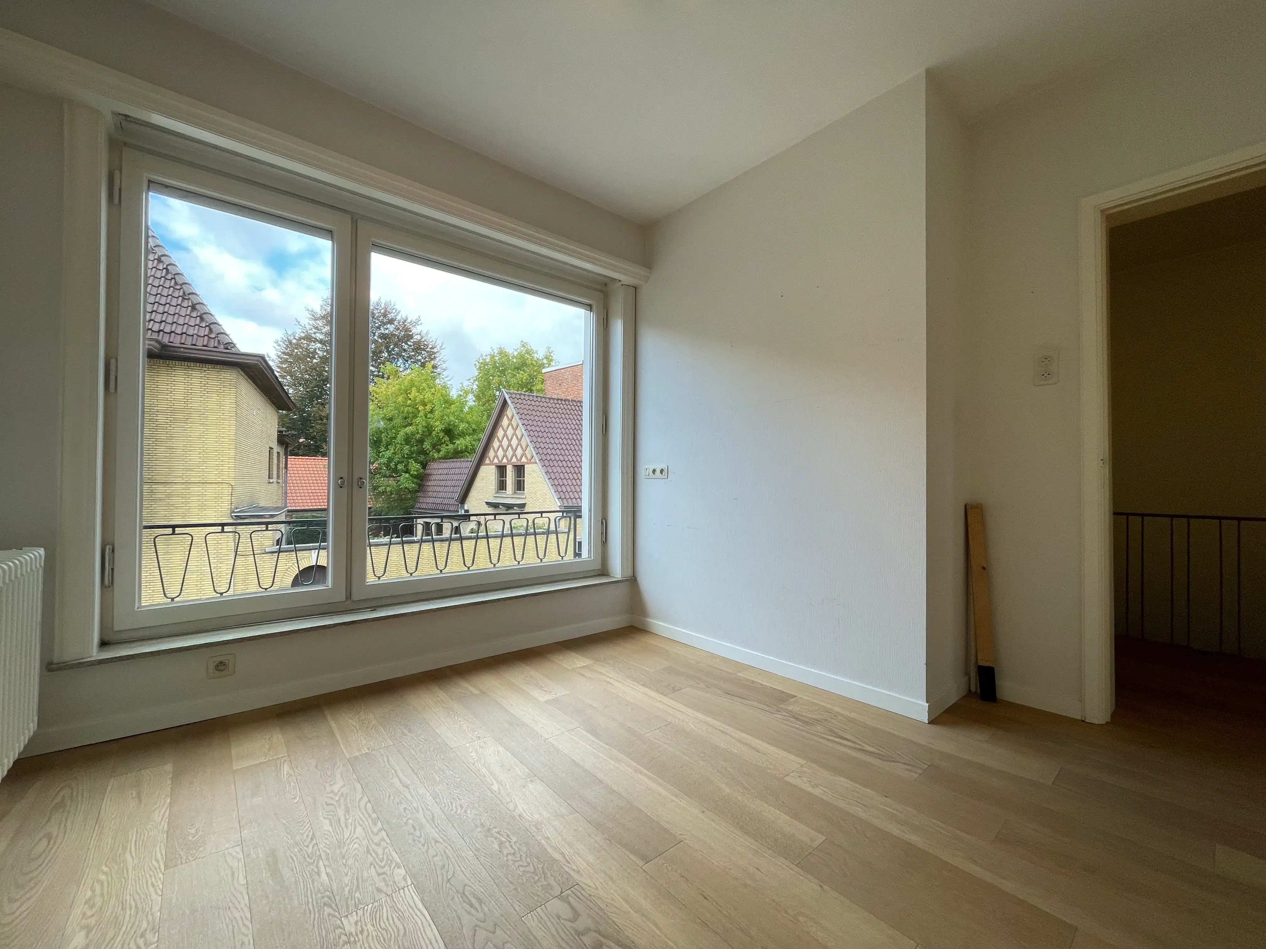 Ruime vier-slaapkamer BURGERWONING + garage & groot terras foto 28